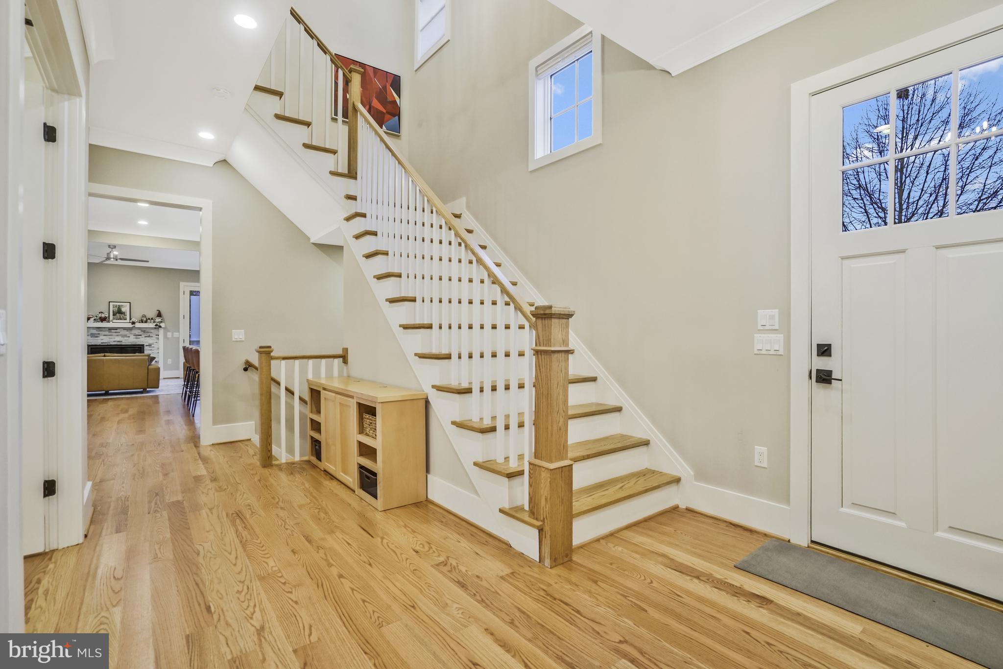 WOODLAND - Residential Lease