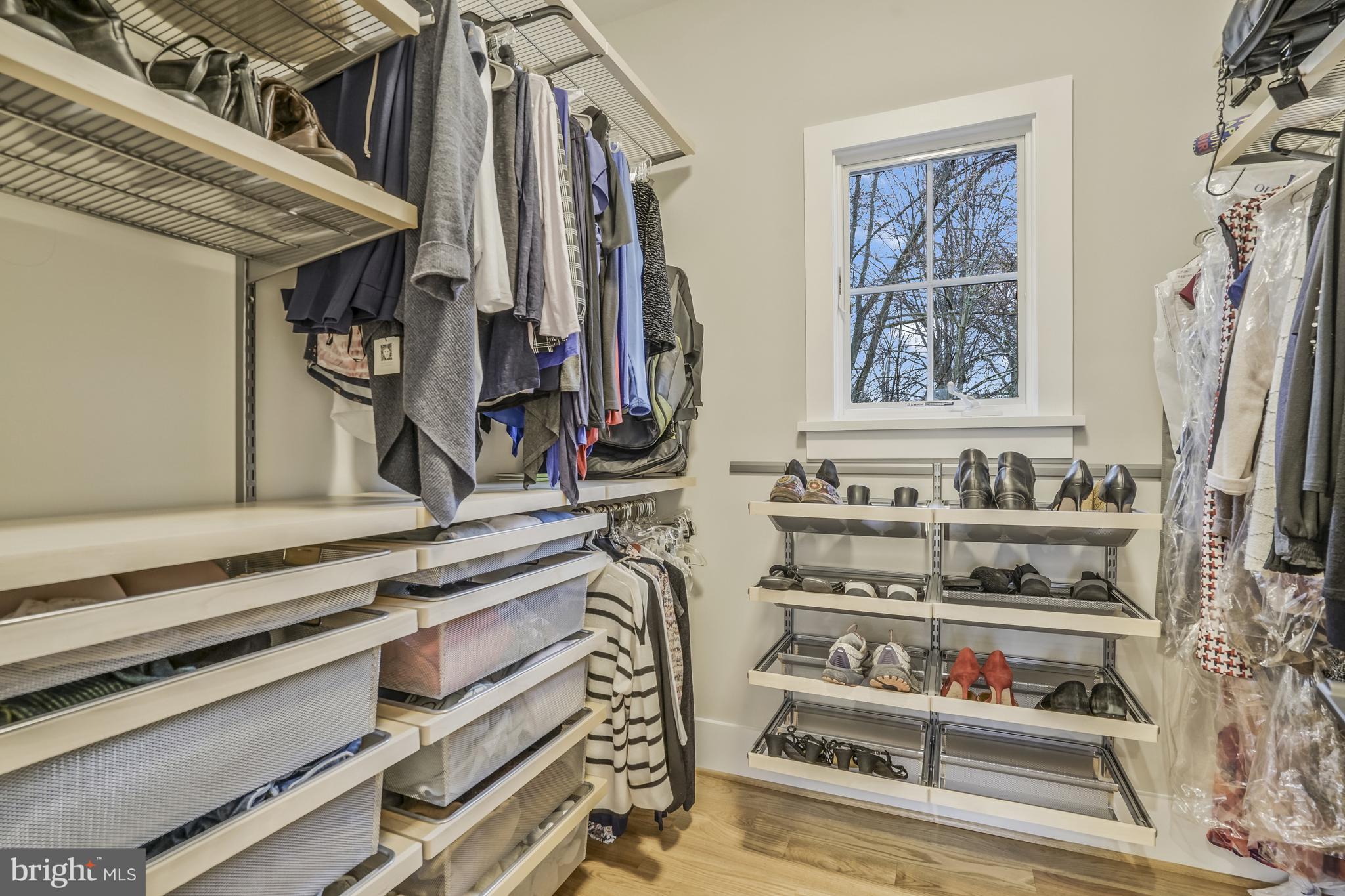 WOODLAND - Residential Lease