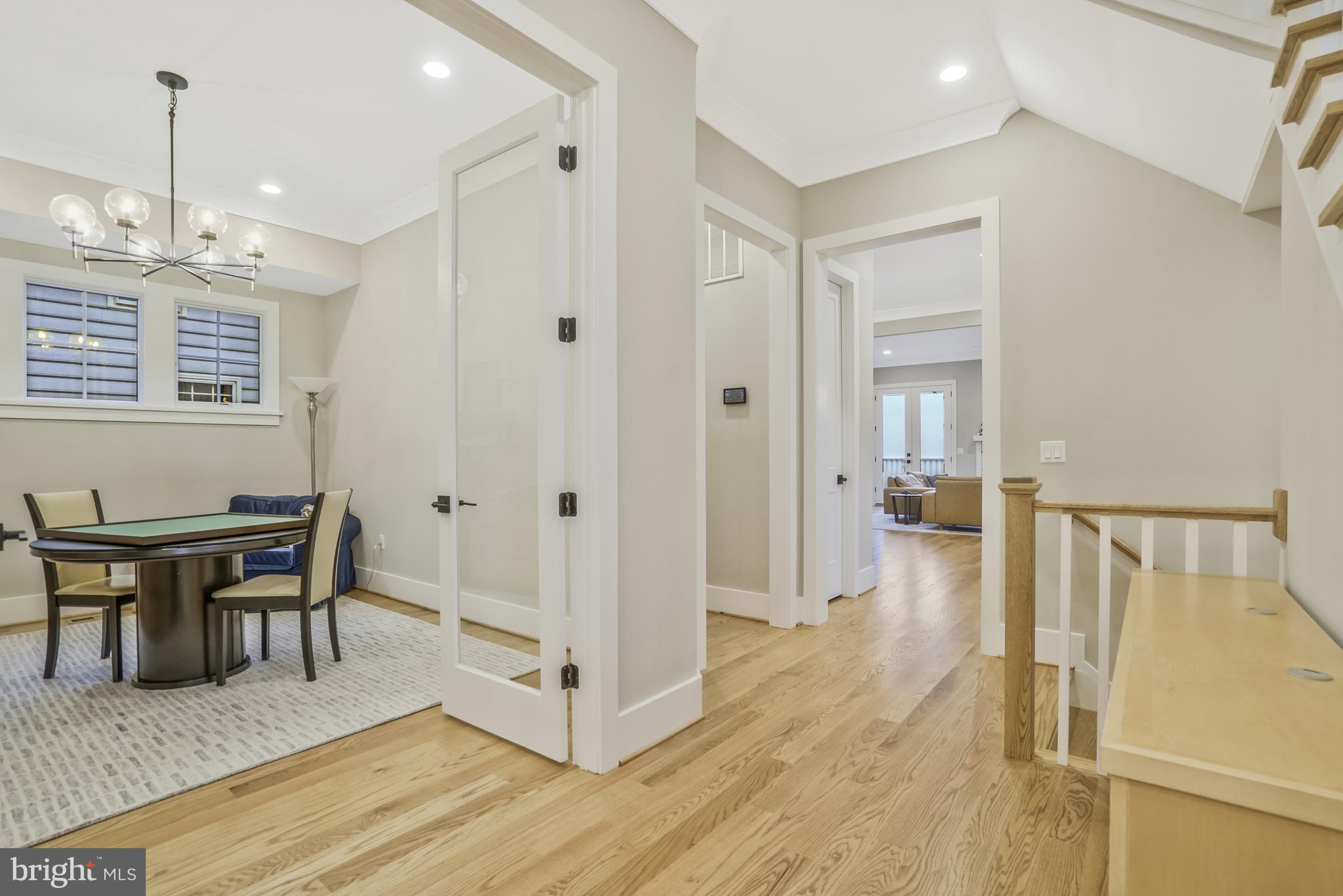 WOODLAND - Residential Lease