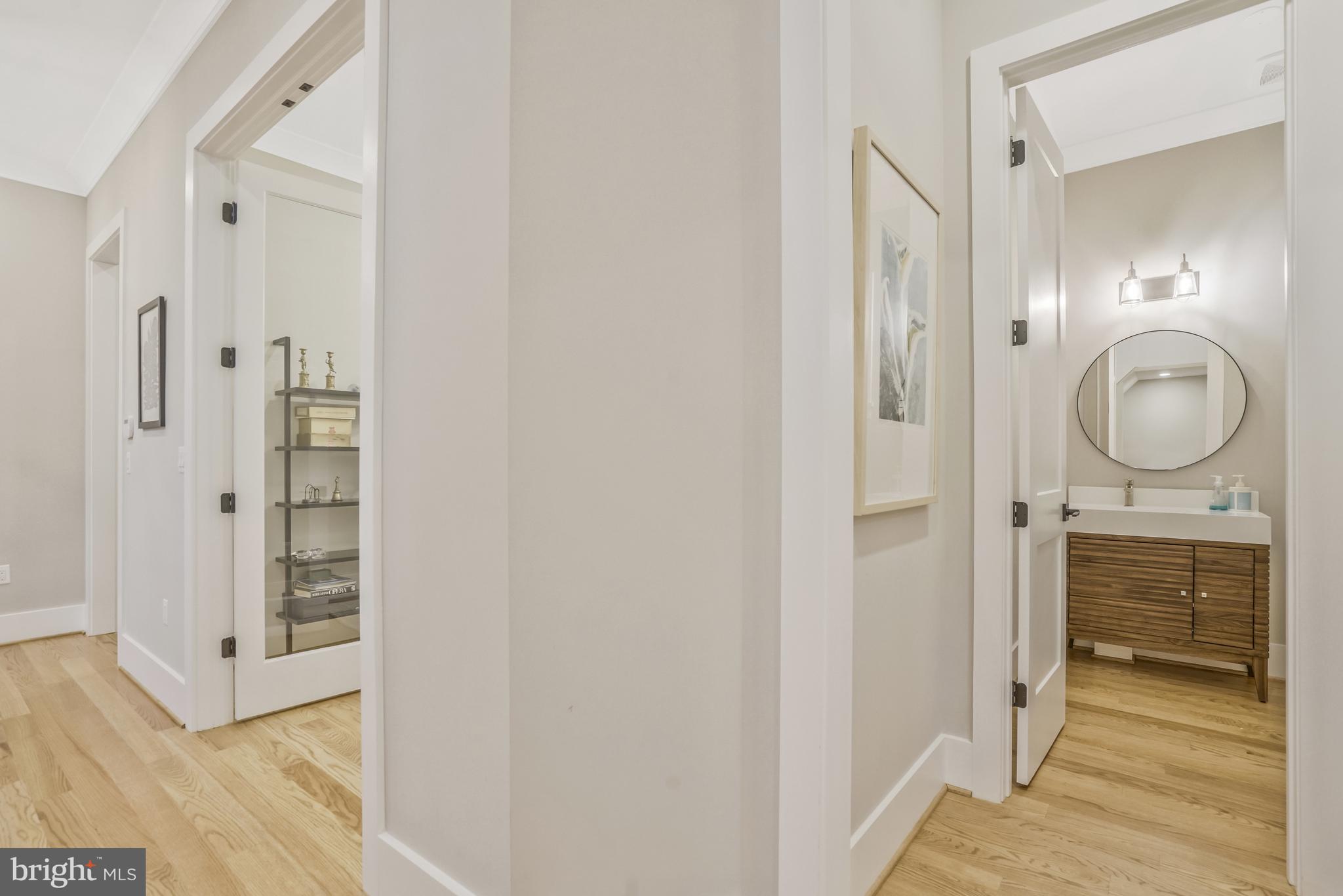 WOODLAND - Residential Lease