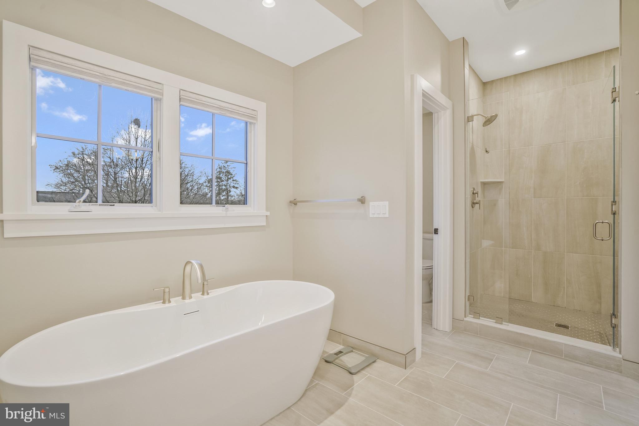 WOODLAND - Residential Lease