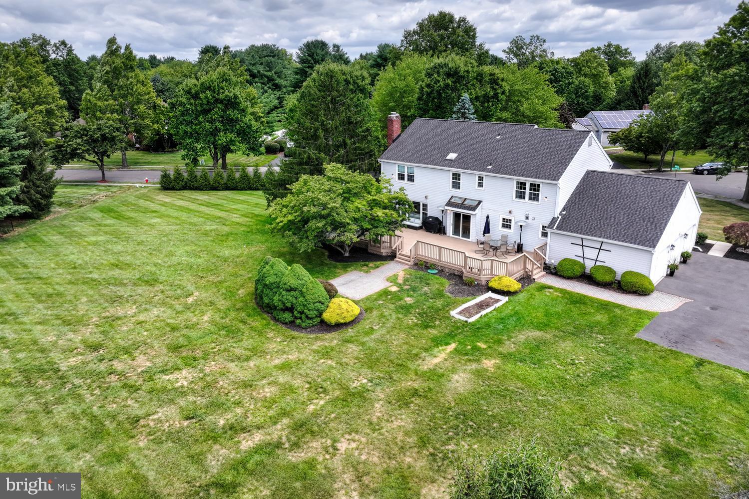 17 FINDLEY LANE
