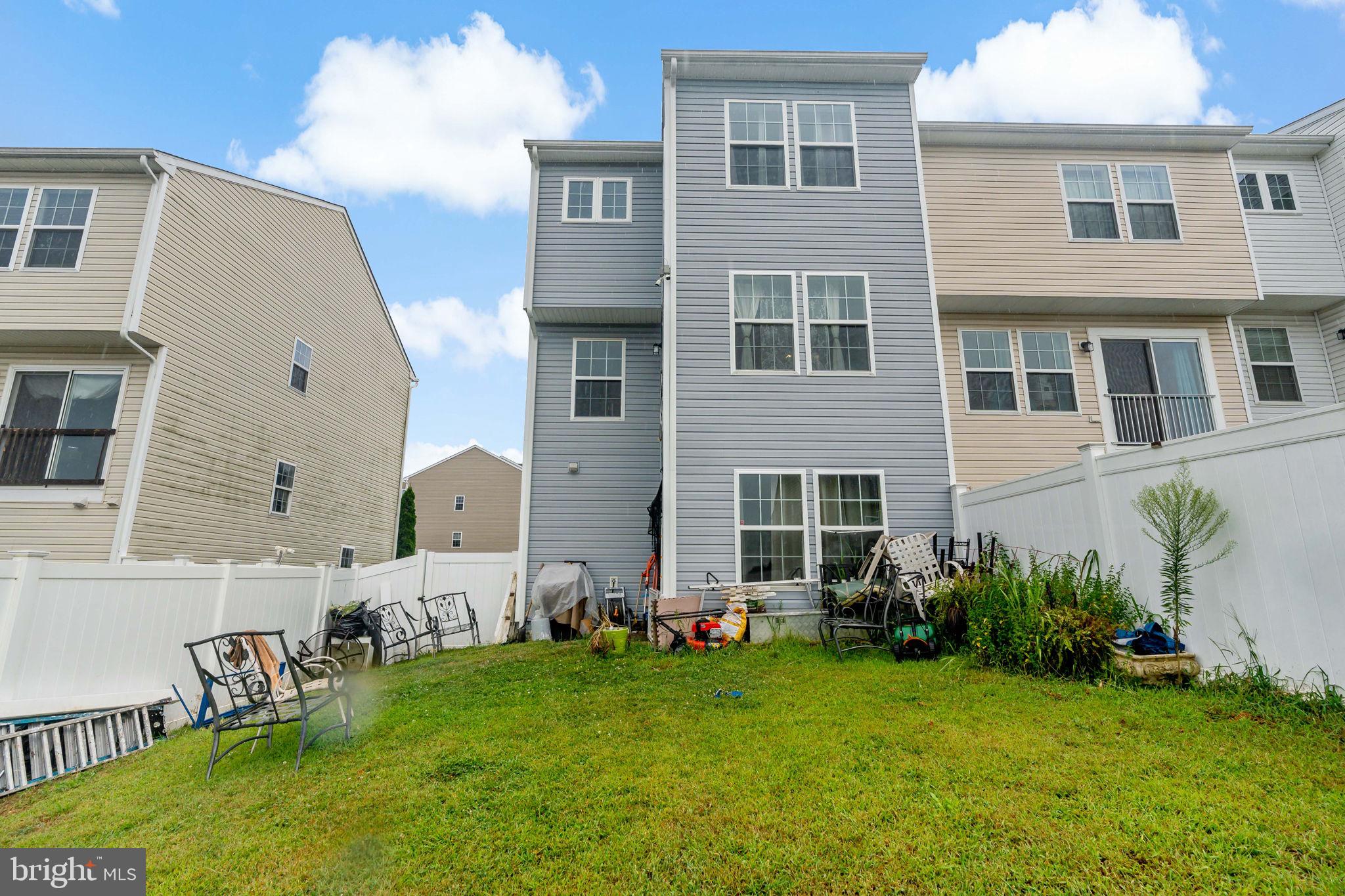 362 RUMBLING ROCK ROAD