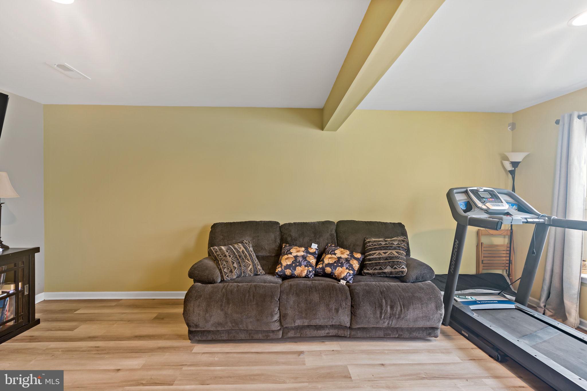 STONEBROOK VILLAGE - Residential