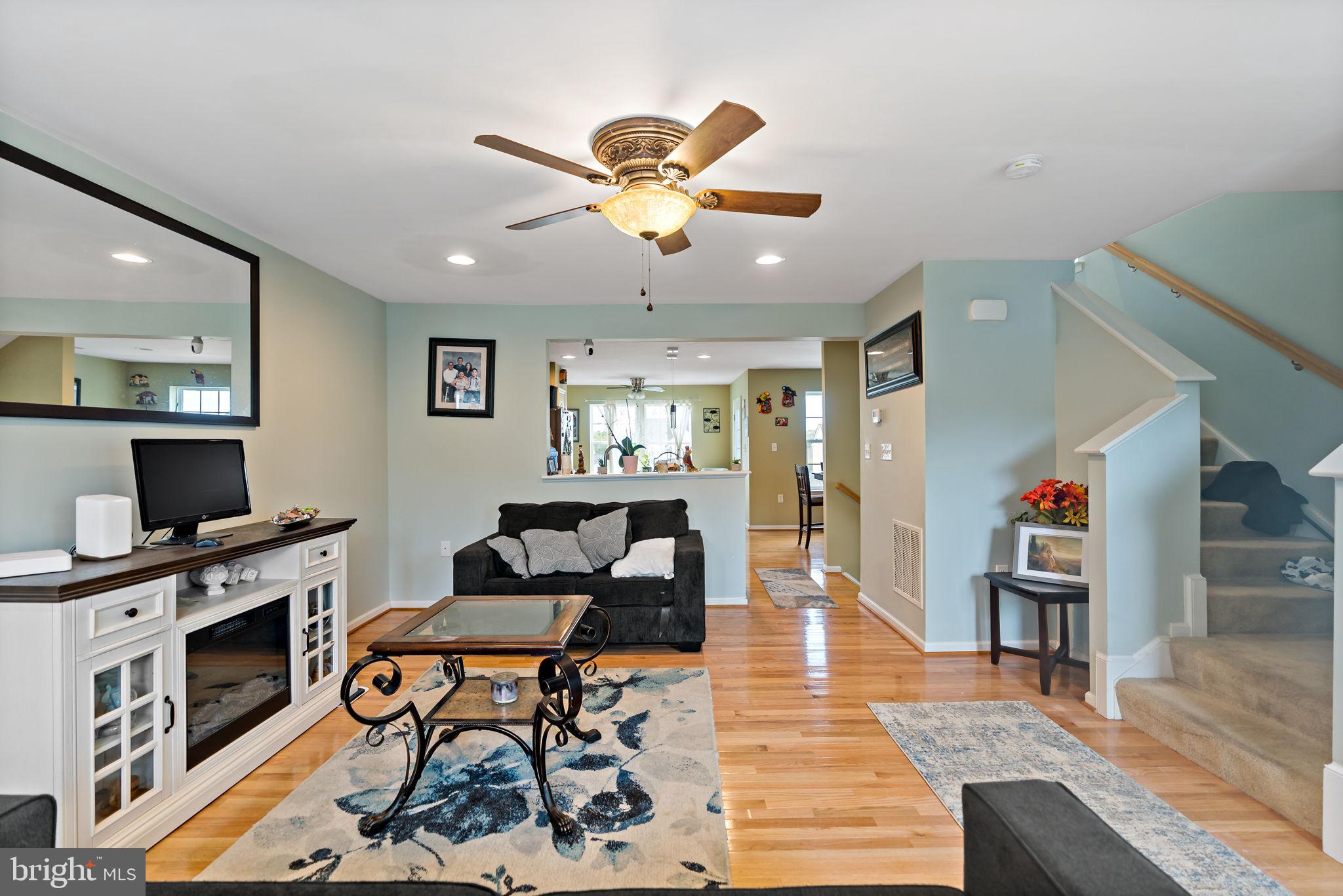 STONEBROOK VILLAGE - Residential