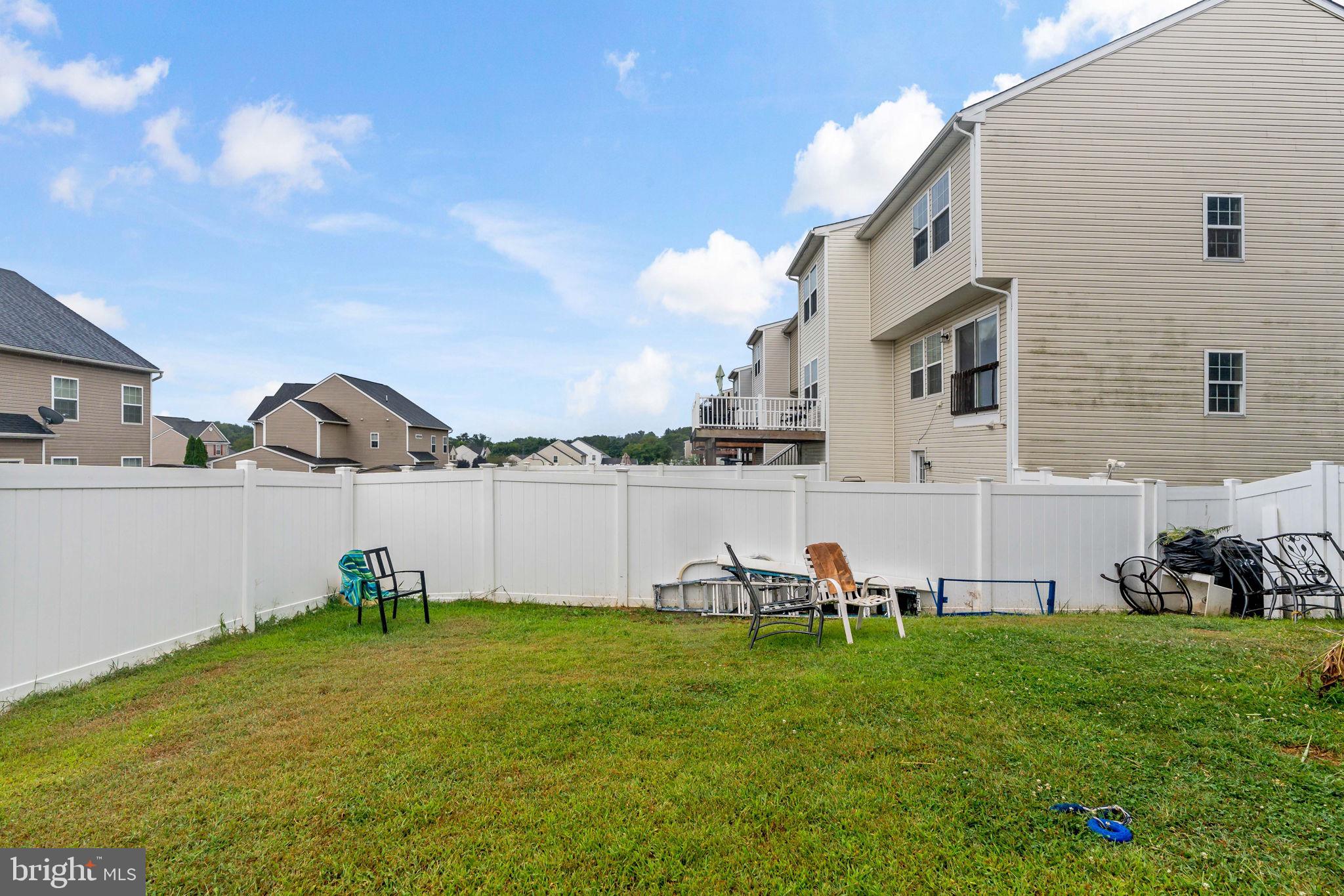 362 RUMBLING ROCK ROAD