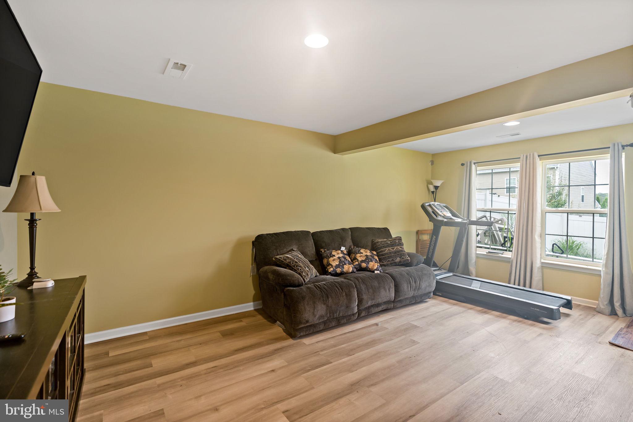 STONEBROOK VILLAGE - Residential