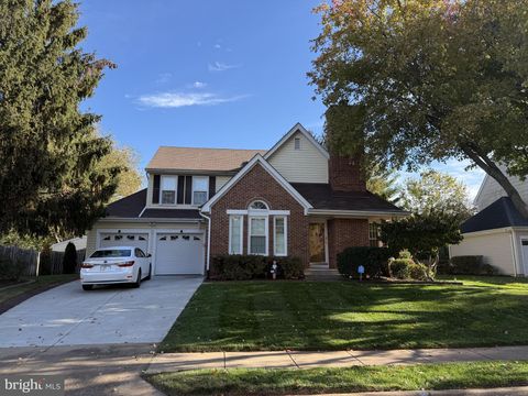 3245 KINROSS CIRCLE HERNDON VA 20171