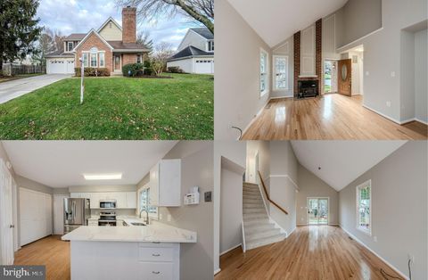 3245 KINROSS CIRCLE HERNDON VA 20171