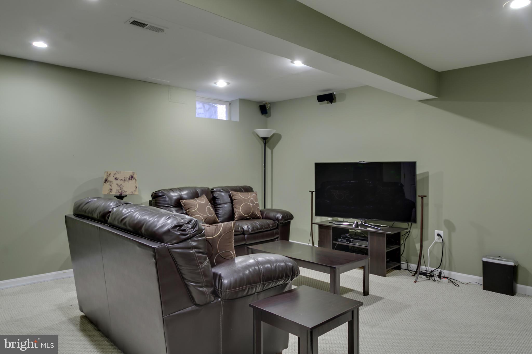 BEECH CREEK - Residential