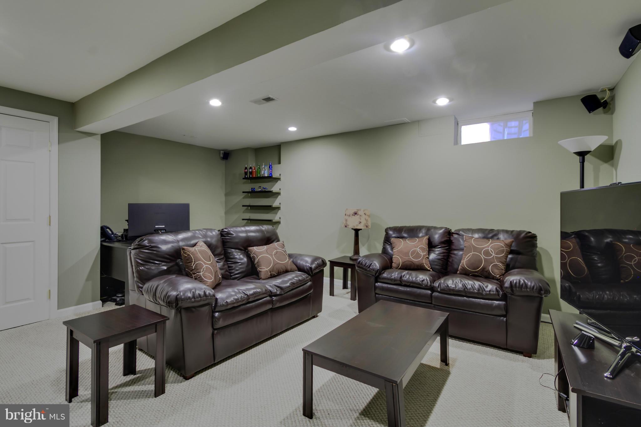 BEECH CREEK - Residential