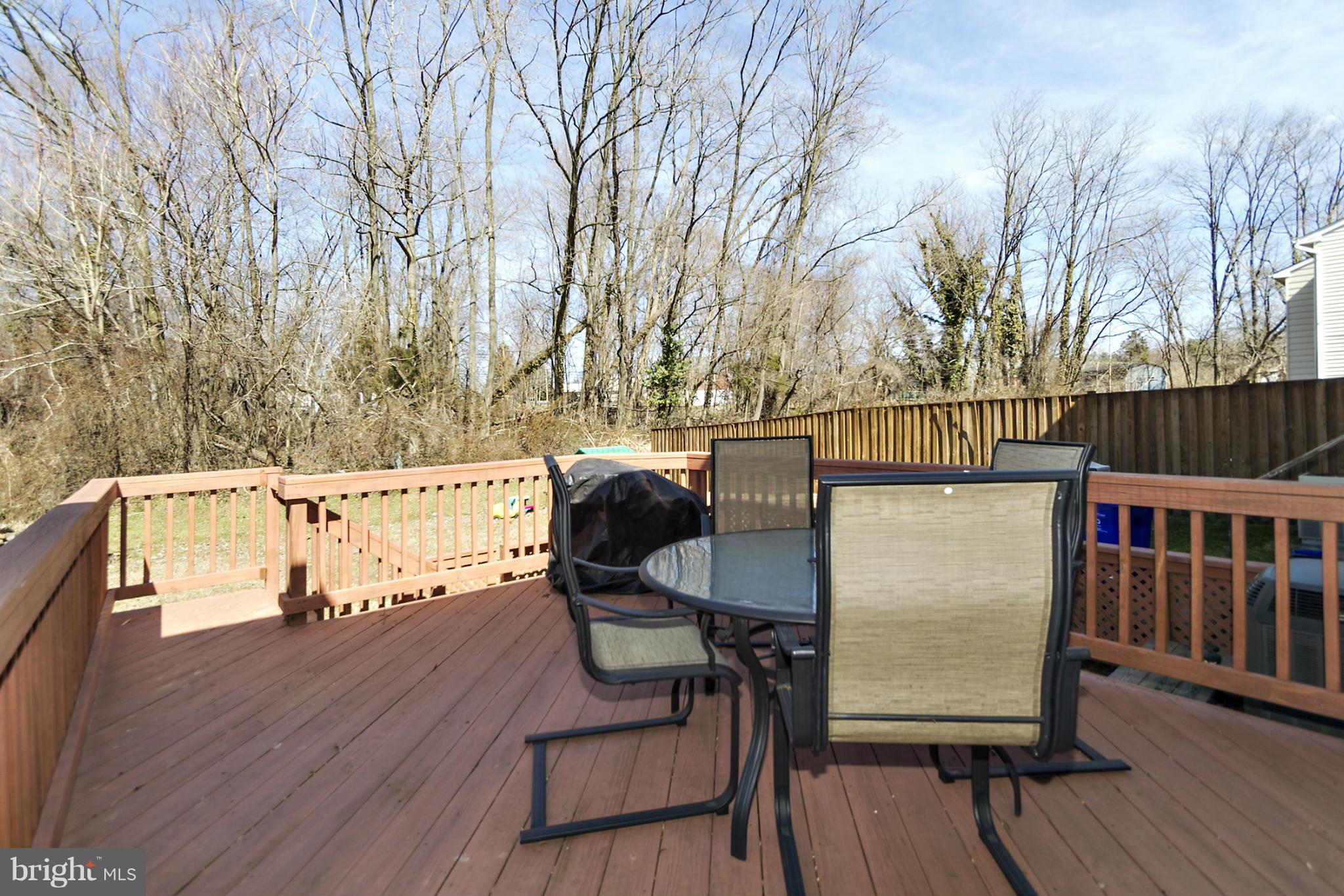 BEECH CREEK - Residential