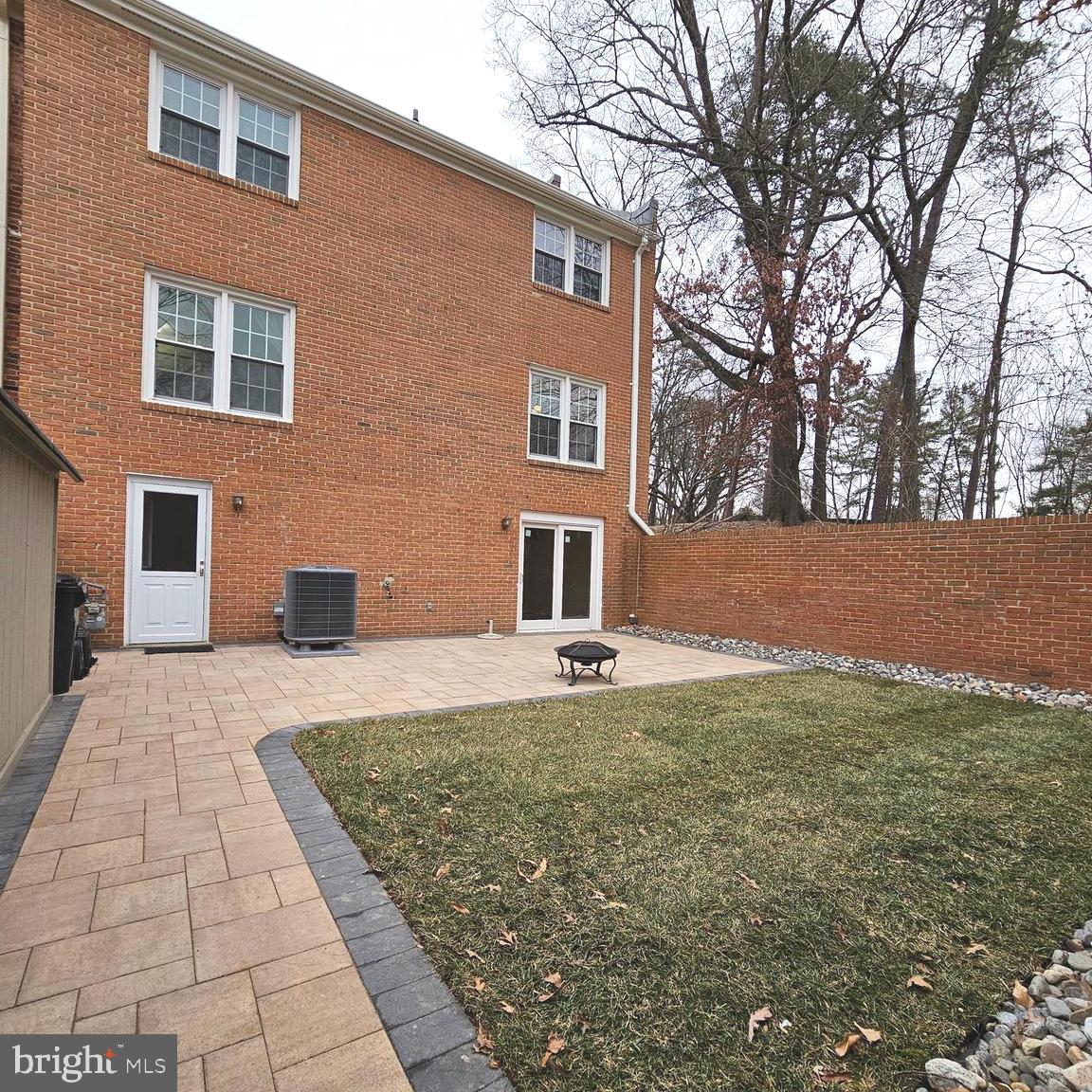 CHARLESTOWN - Residential Lease