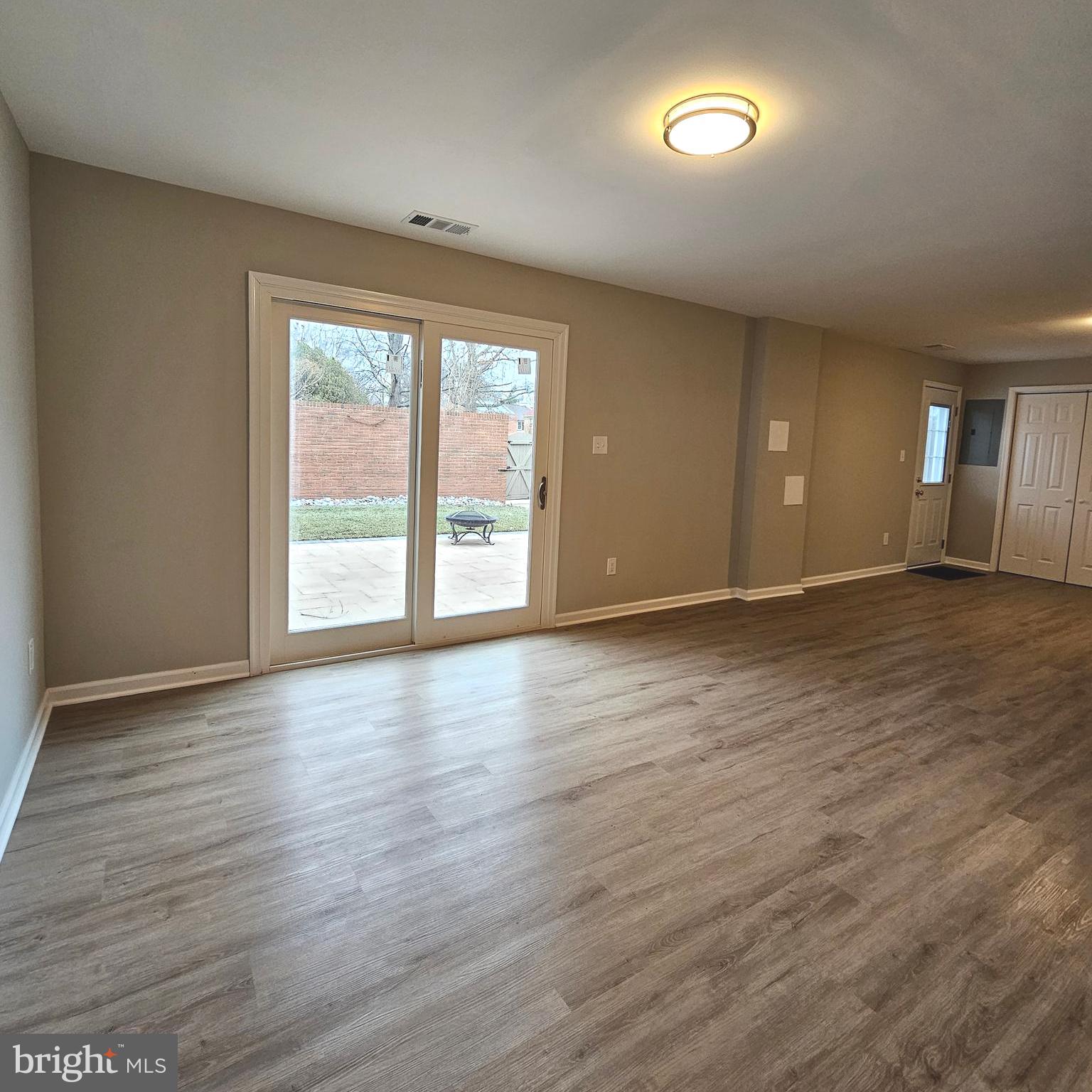 CHARLESTOWN - Residential Lease