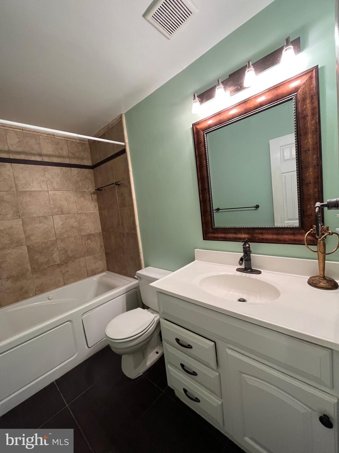 SEQUOYAH - Residential Lease