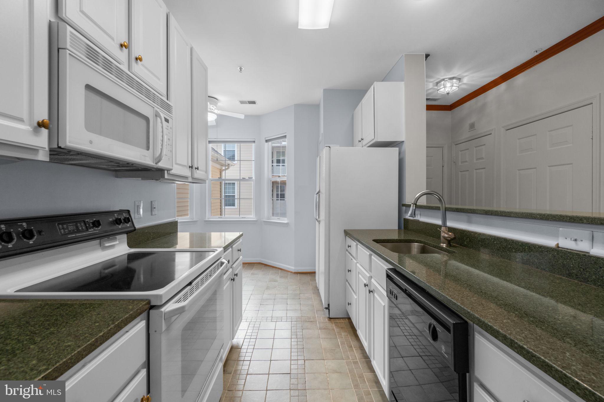 OWINGS MILLS NEWTOWN - Residential