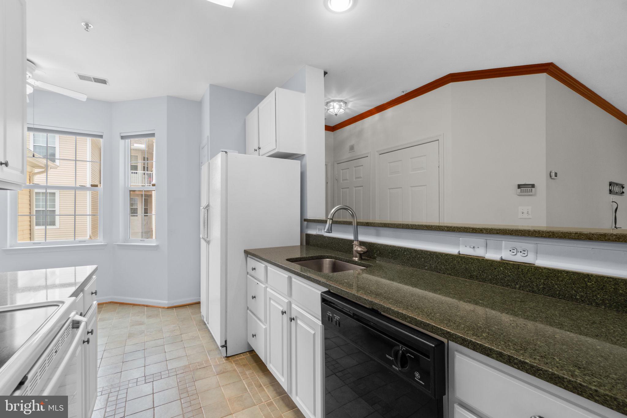 OWINGS MILLS NEWTOWN - Residential