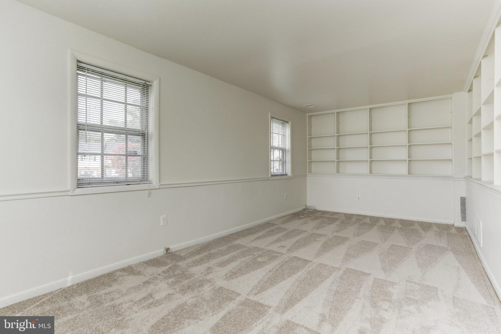 LAURELTON - Residential Lease