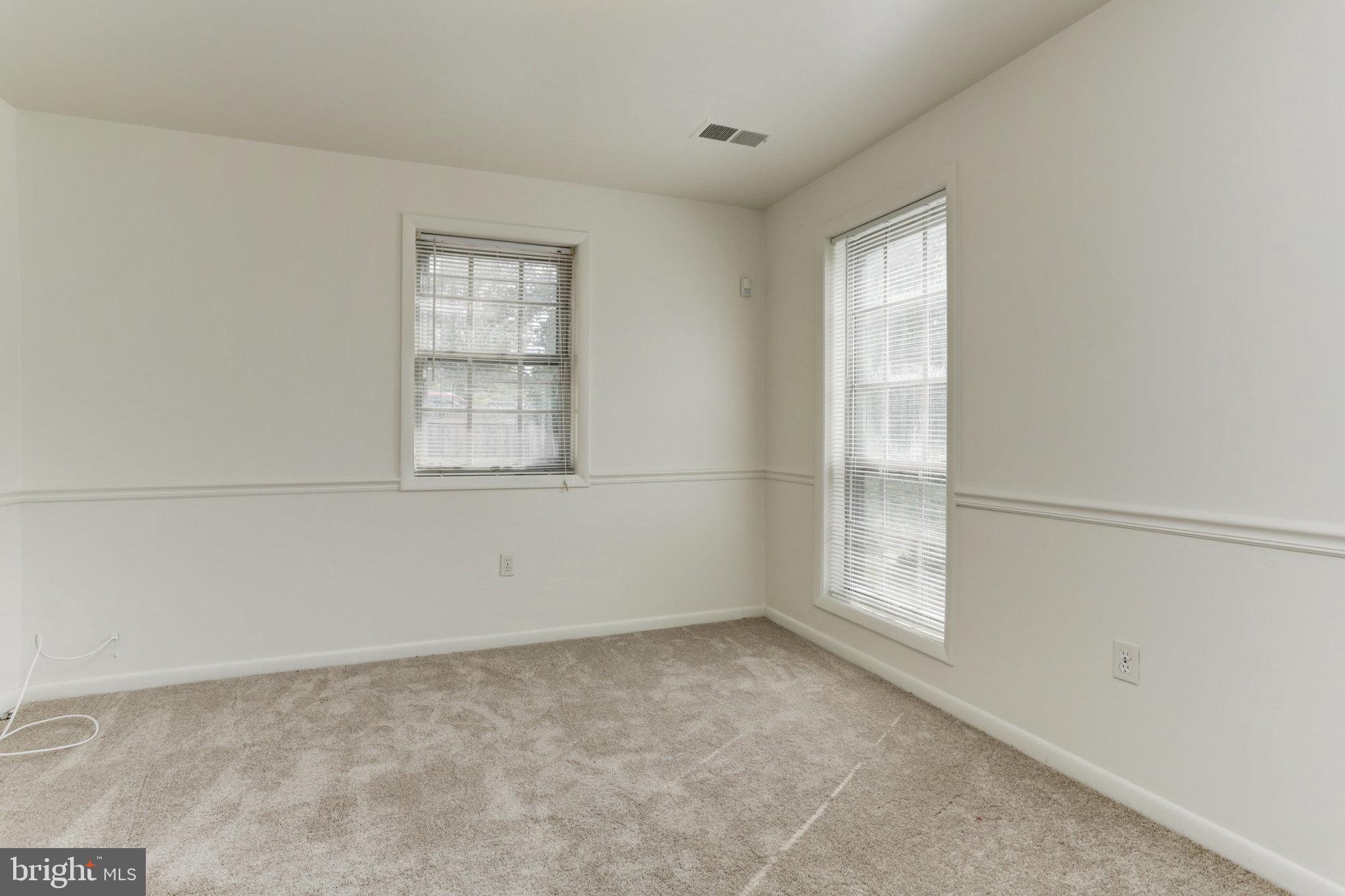 LAURELTON - Residential Lease