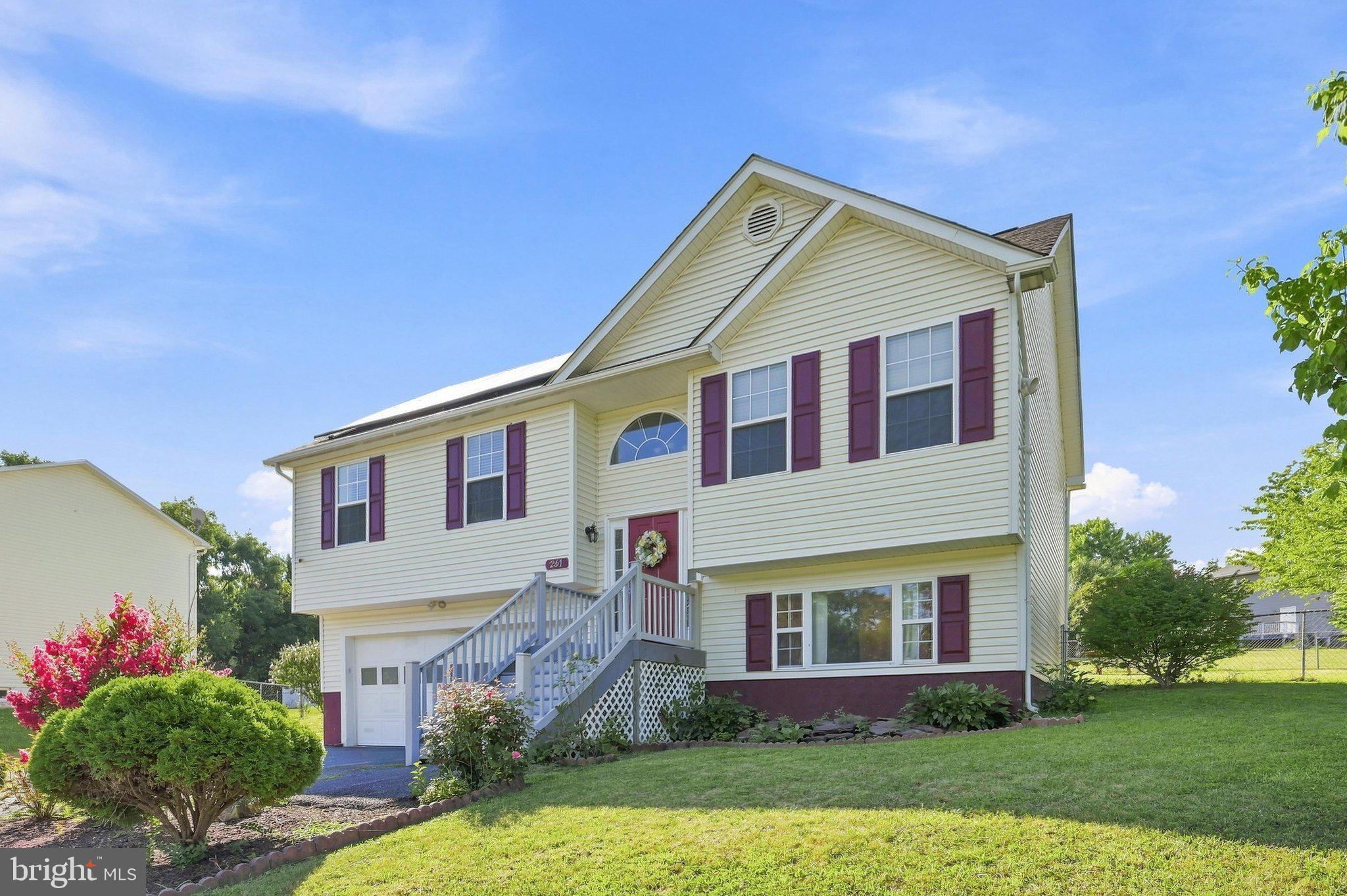 261 BAER OAK DRIVE