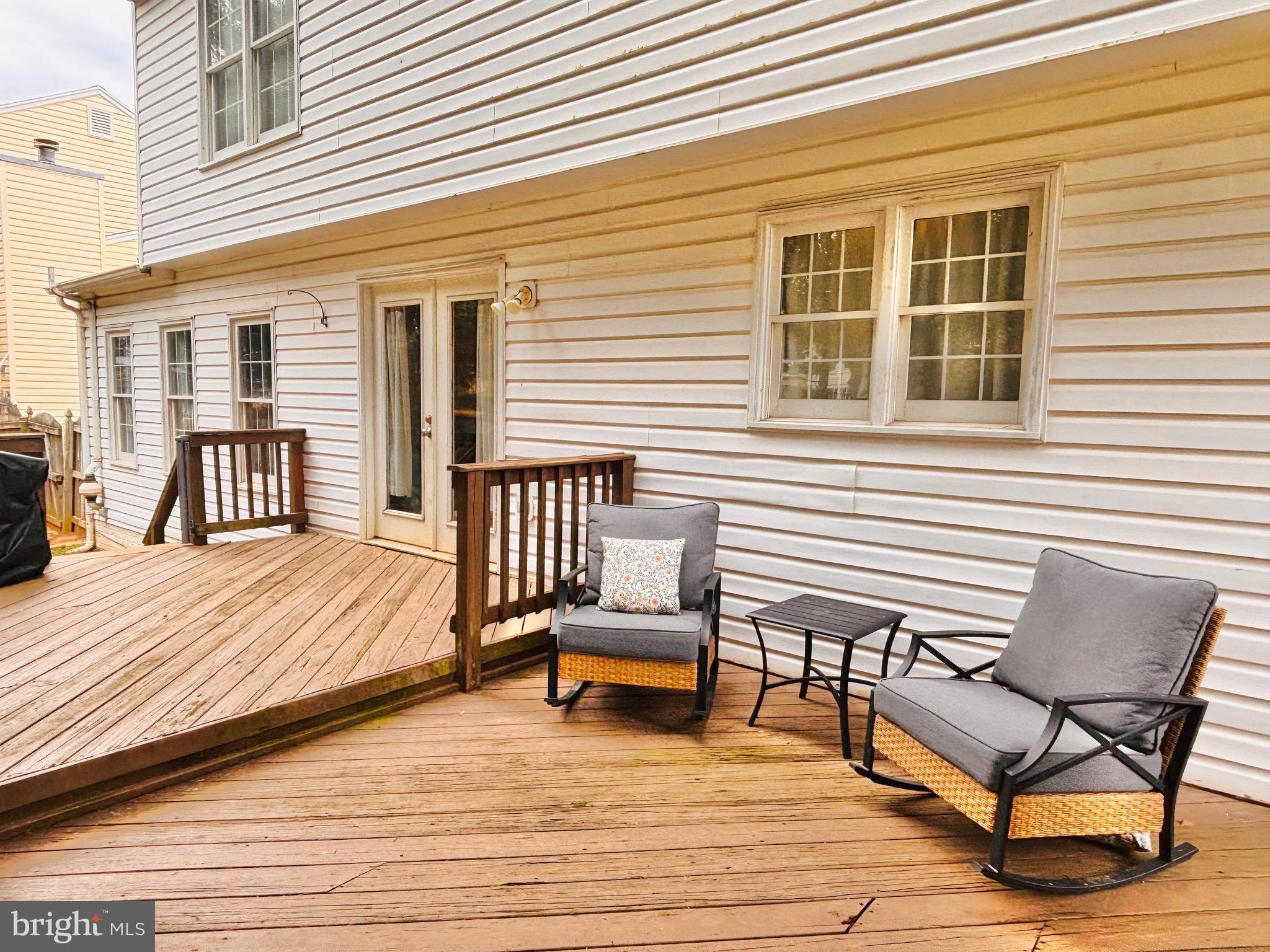 SUMMERWOOD - Residential Lease