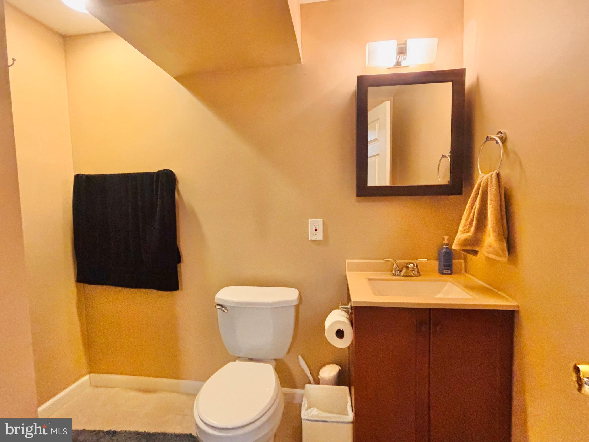 SUMMERWOOD - Residential Lease