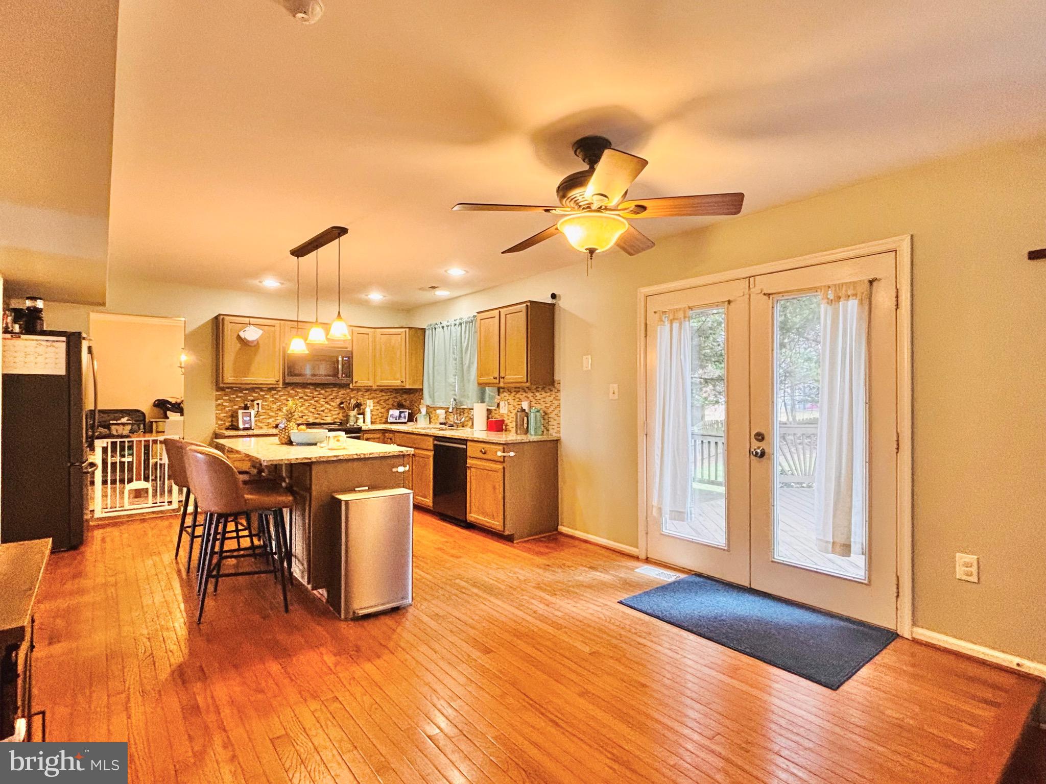 SUMMERWOOD - Residential Lease