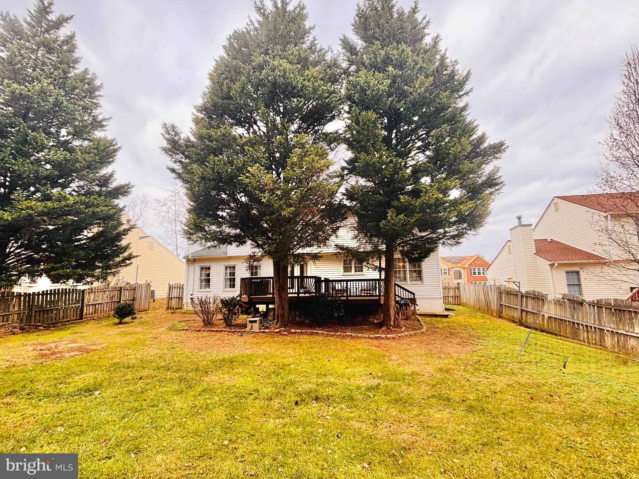 SUMMERWOOD - Residential Lease