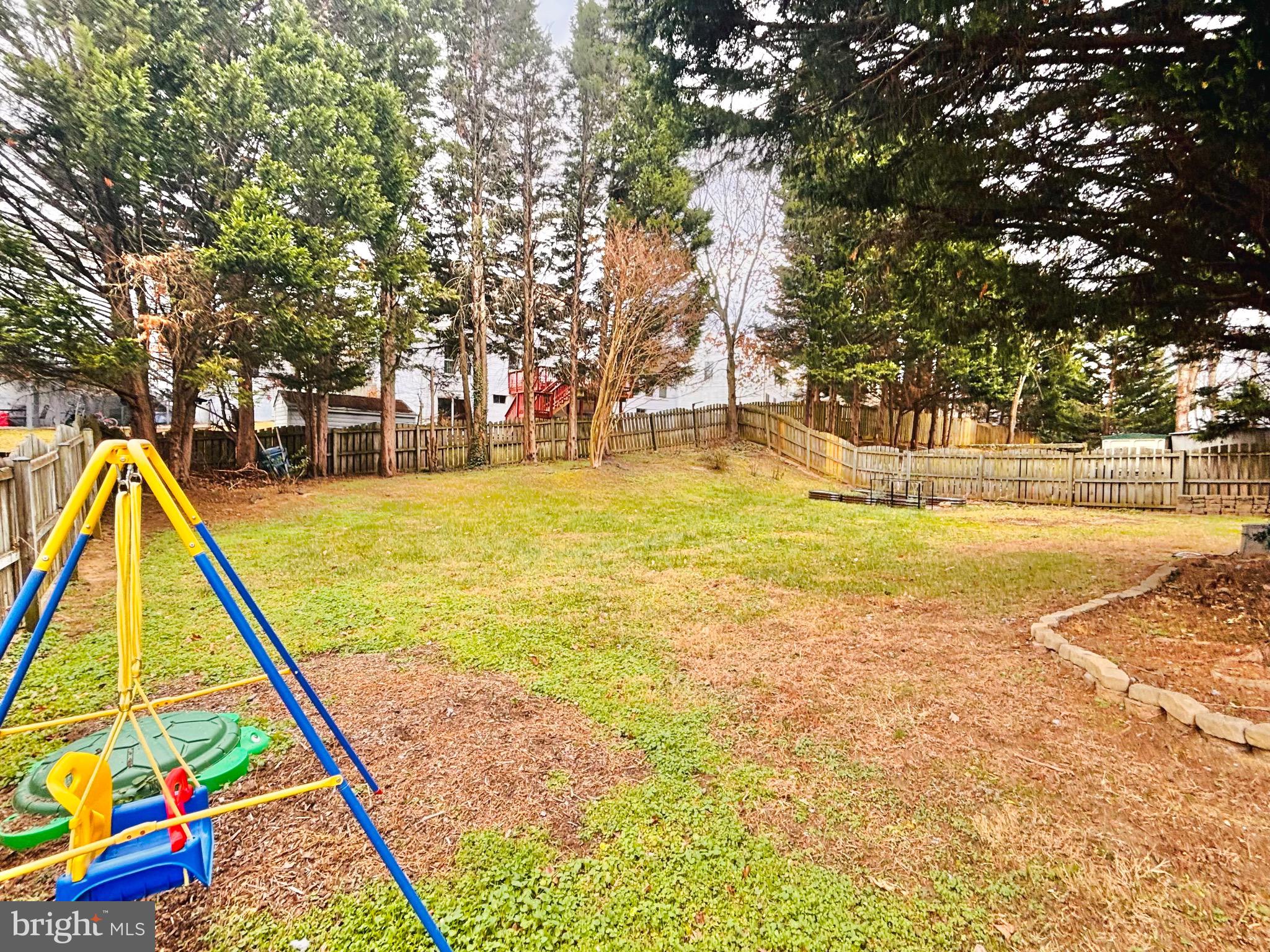 SUMMERWOOD - Residential Lease