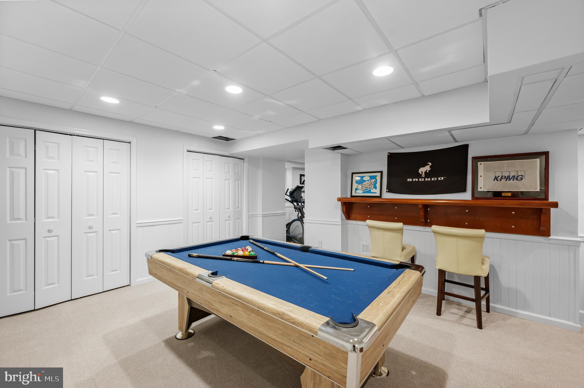 FOX FIELDS - Residential