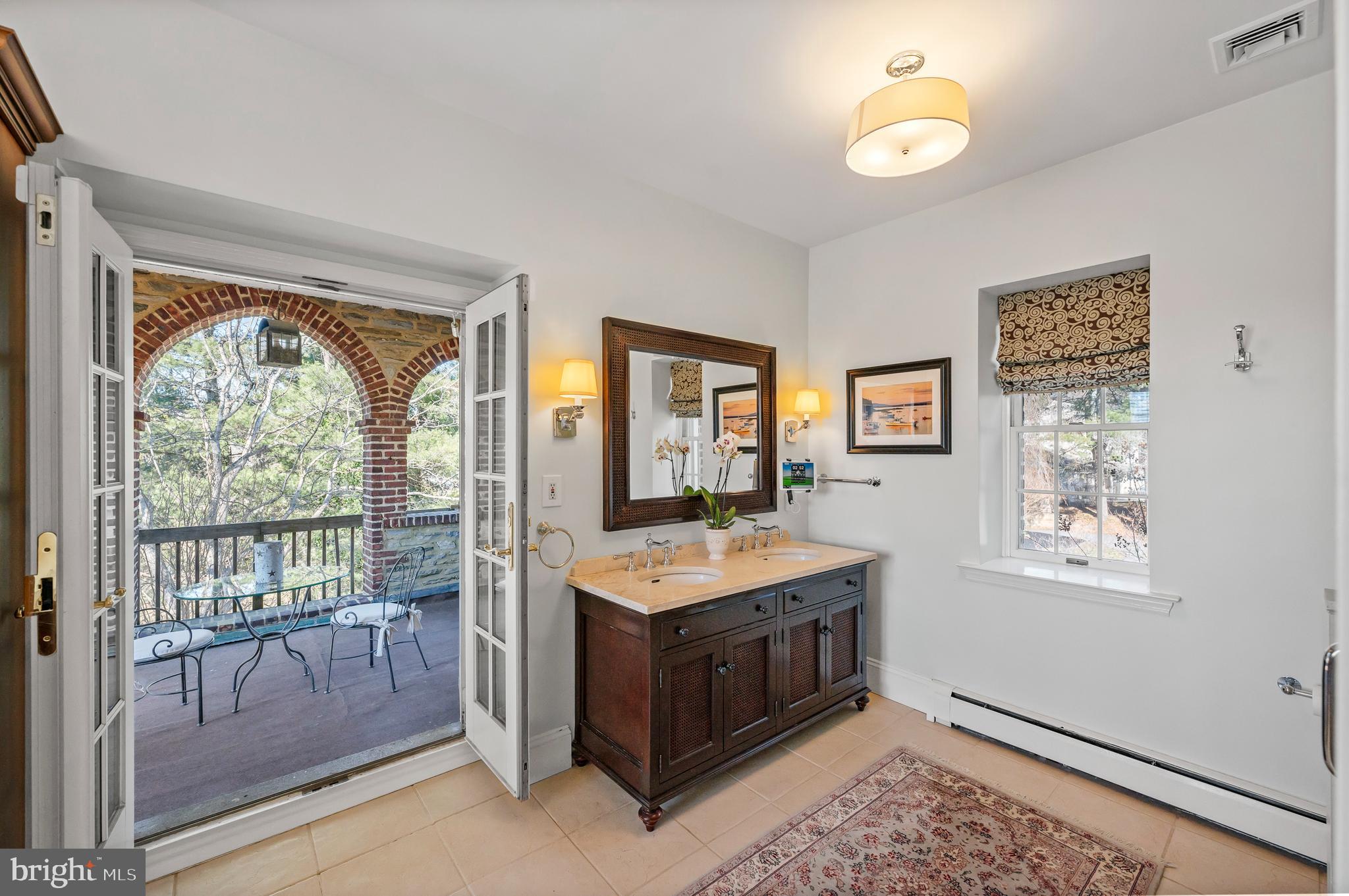 FOX FIELDS - Residential