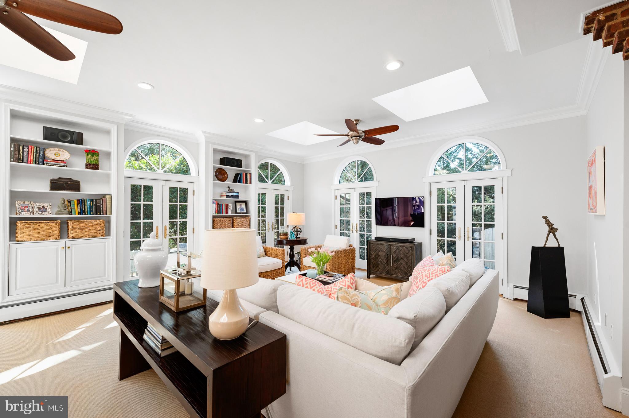 FOX FIELDS - Residential