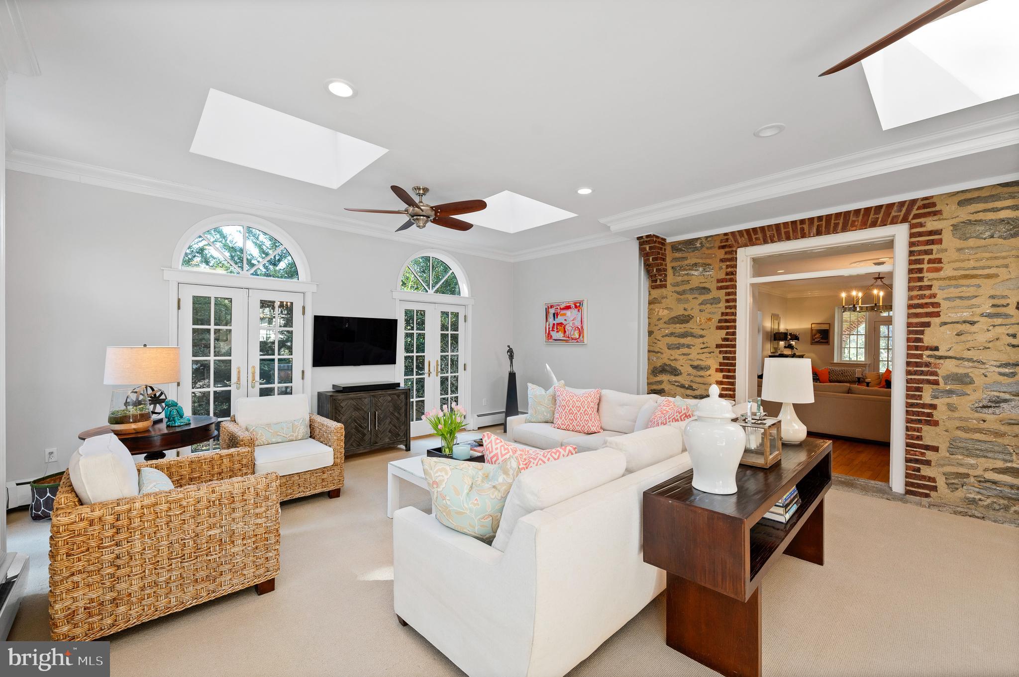 FOX FIELDS - Residential