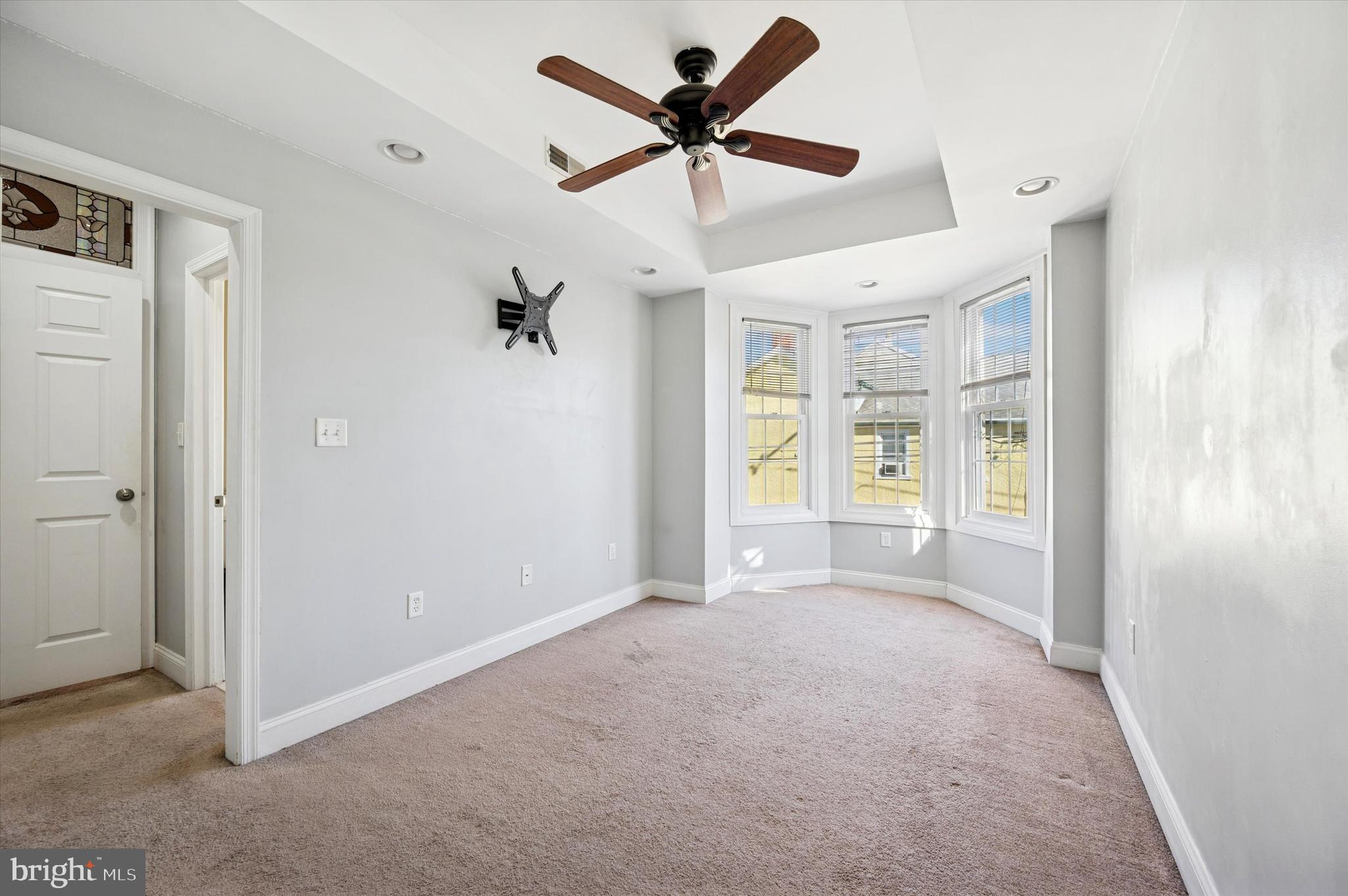 MANAYUNK - Residential Lease
