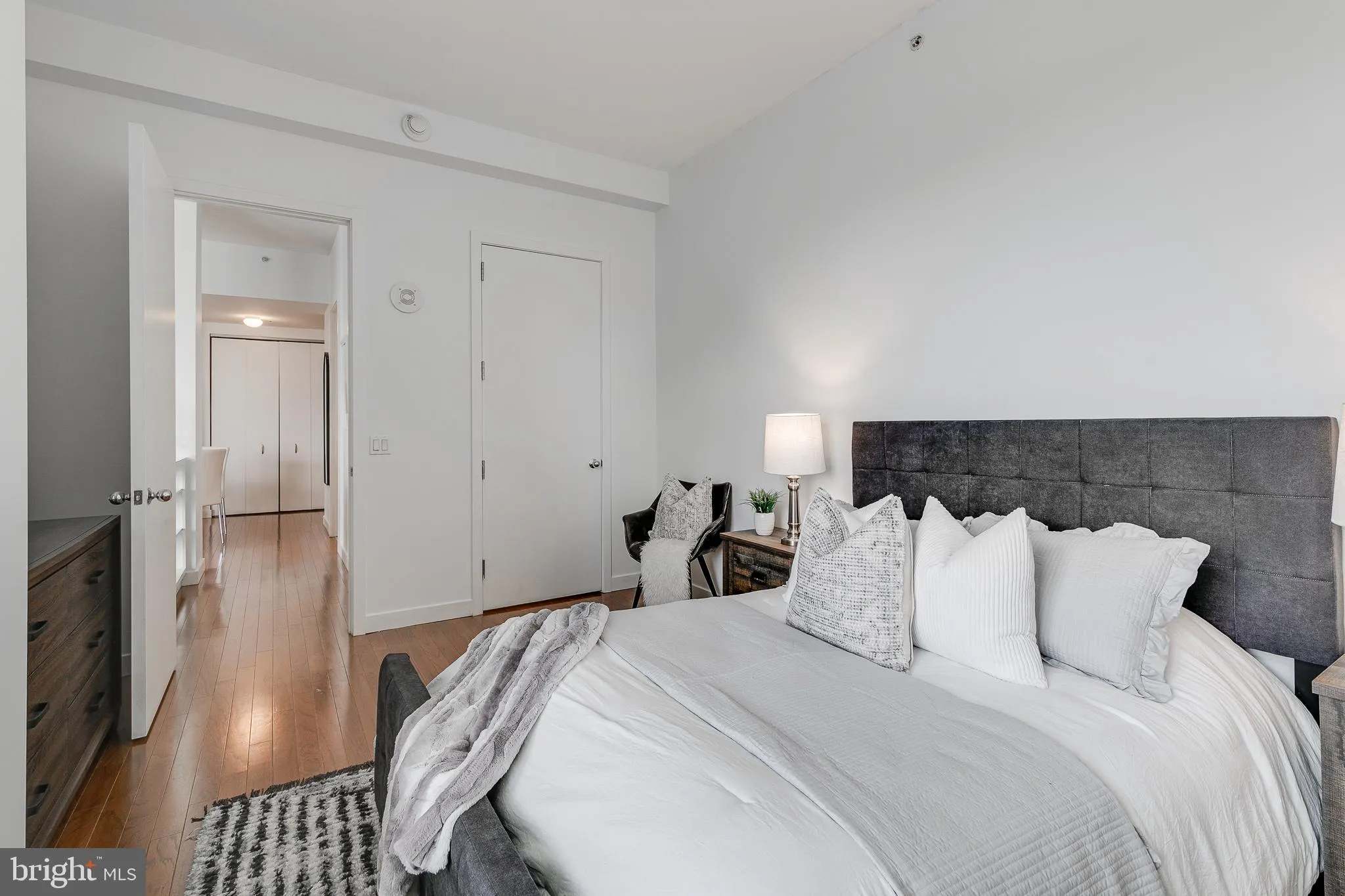 Philadelphia, Pennsylvania 19130, United States, 2 Bedrooms Bedrooms, ,2 BathroomsBathrooms,Residential,Active,91758