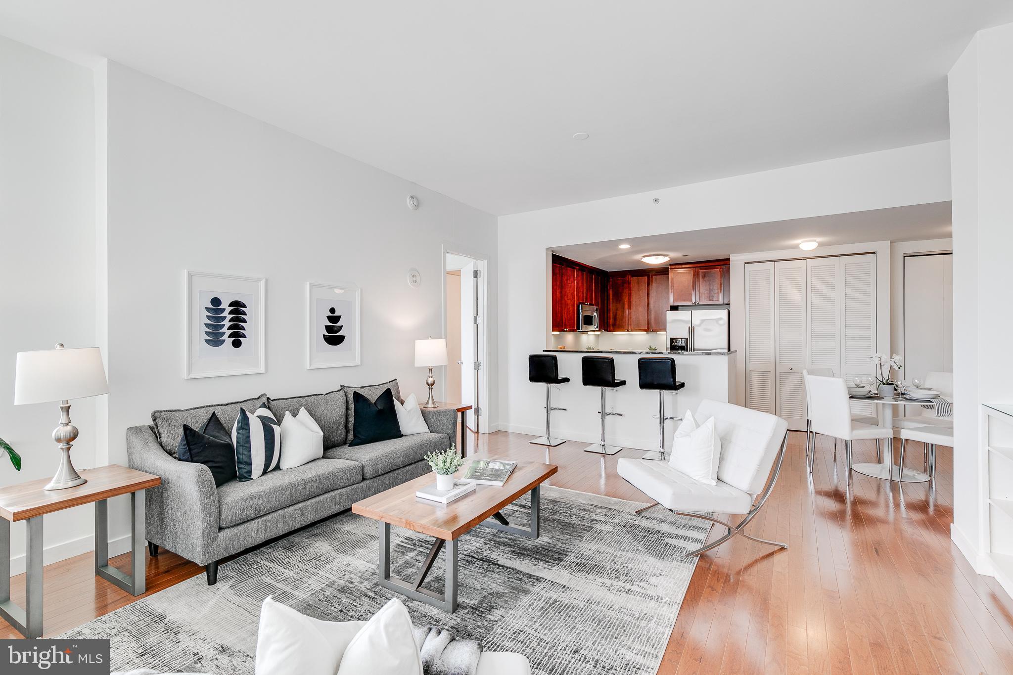 ART MUSEUM AREA - Residential Lease