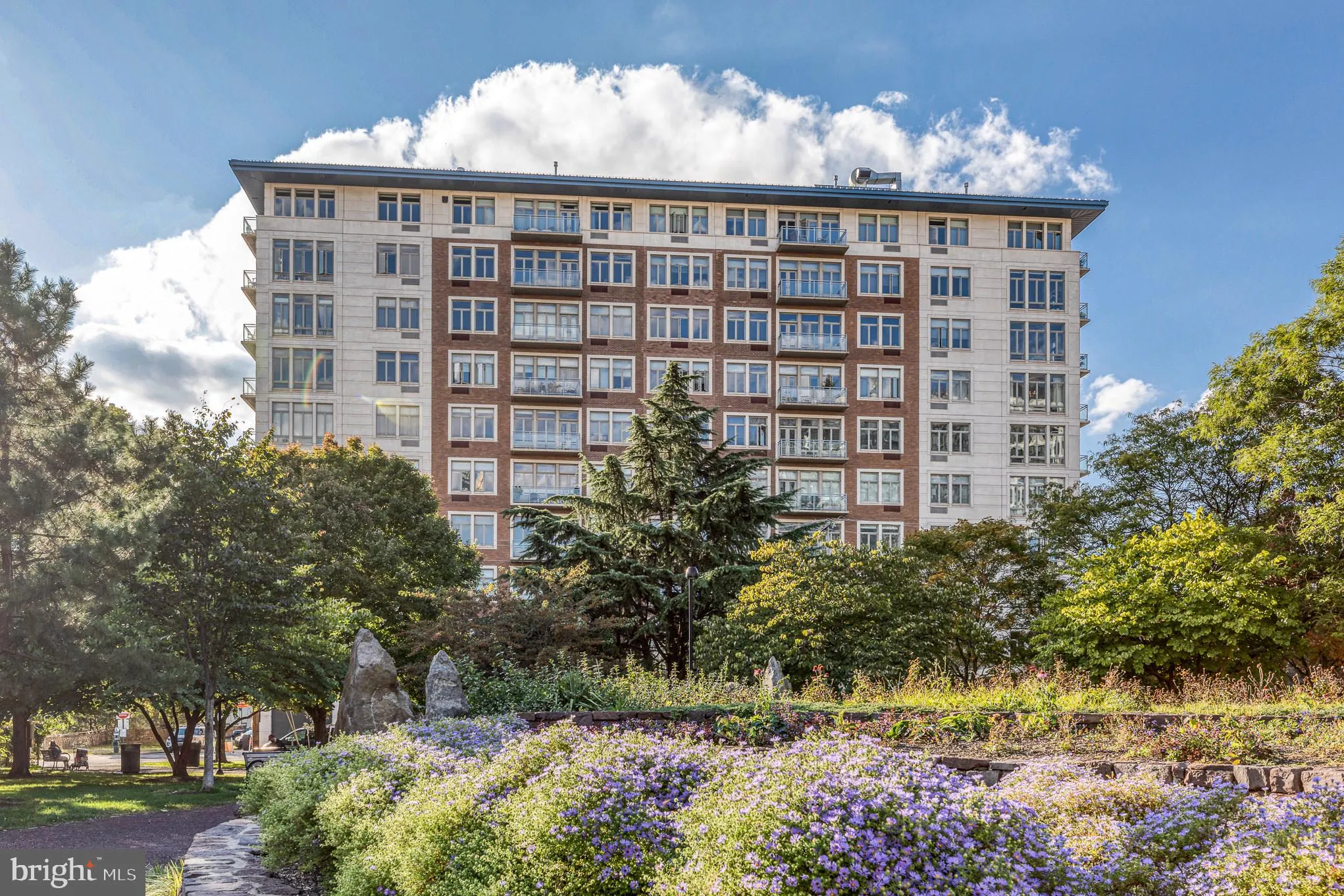 Philadelphia, Pennsylvania 19130, United States, 2 Bedrooms Bedrooms, ,2 BathroomsBathrooms,Residential,Active,91758