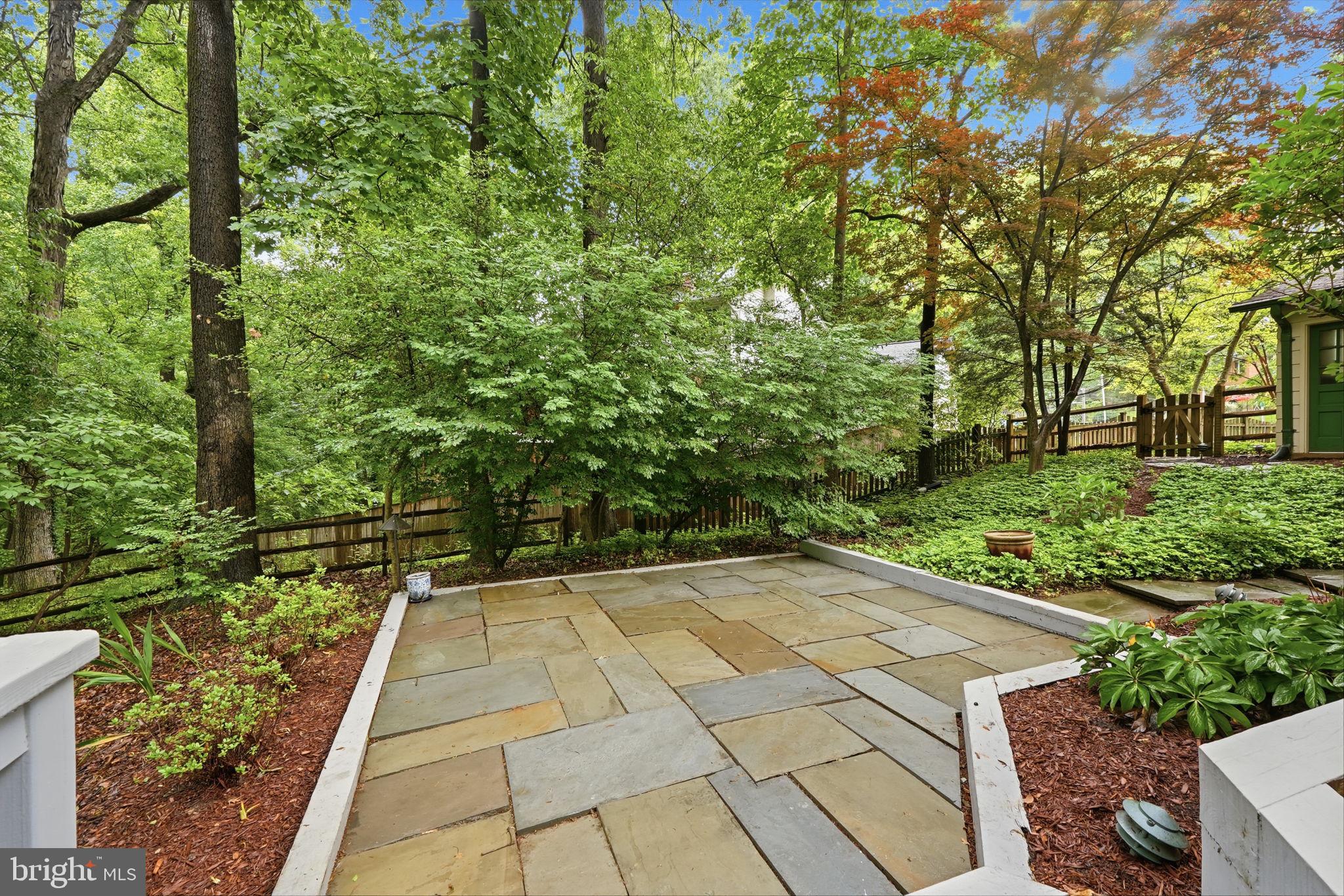 NORTH SPRINGBROOK - Residential