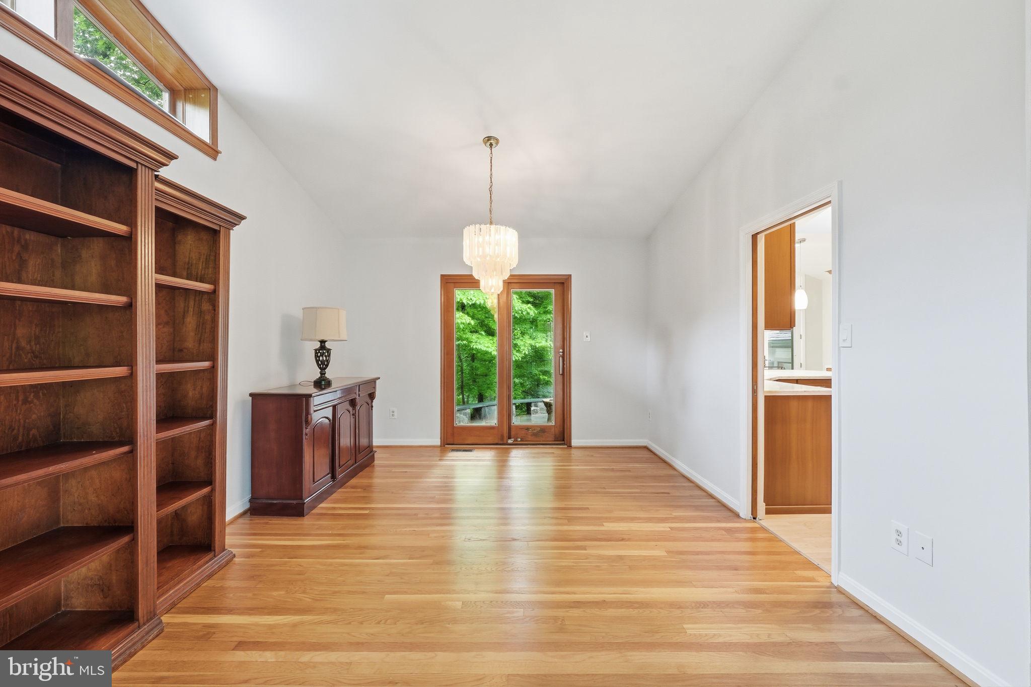 NORTH SPRINGBROOK - Residential