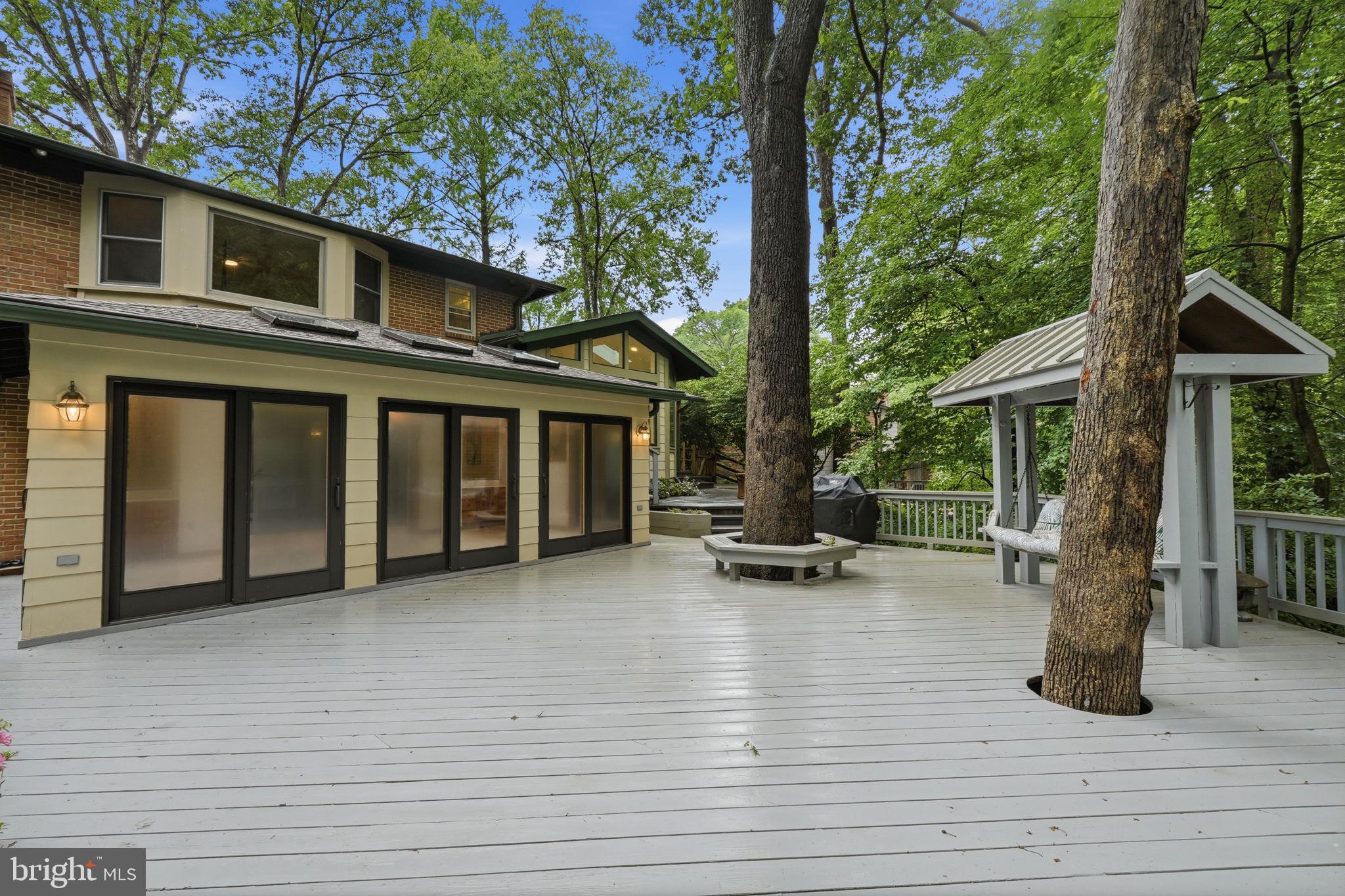 NORTH SPRINGBROOK - Residential