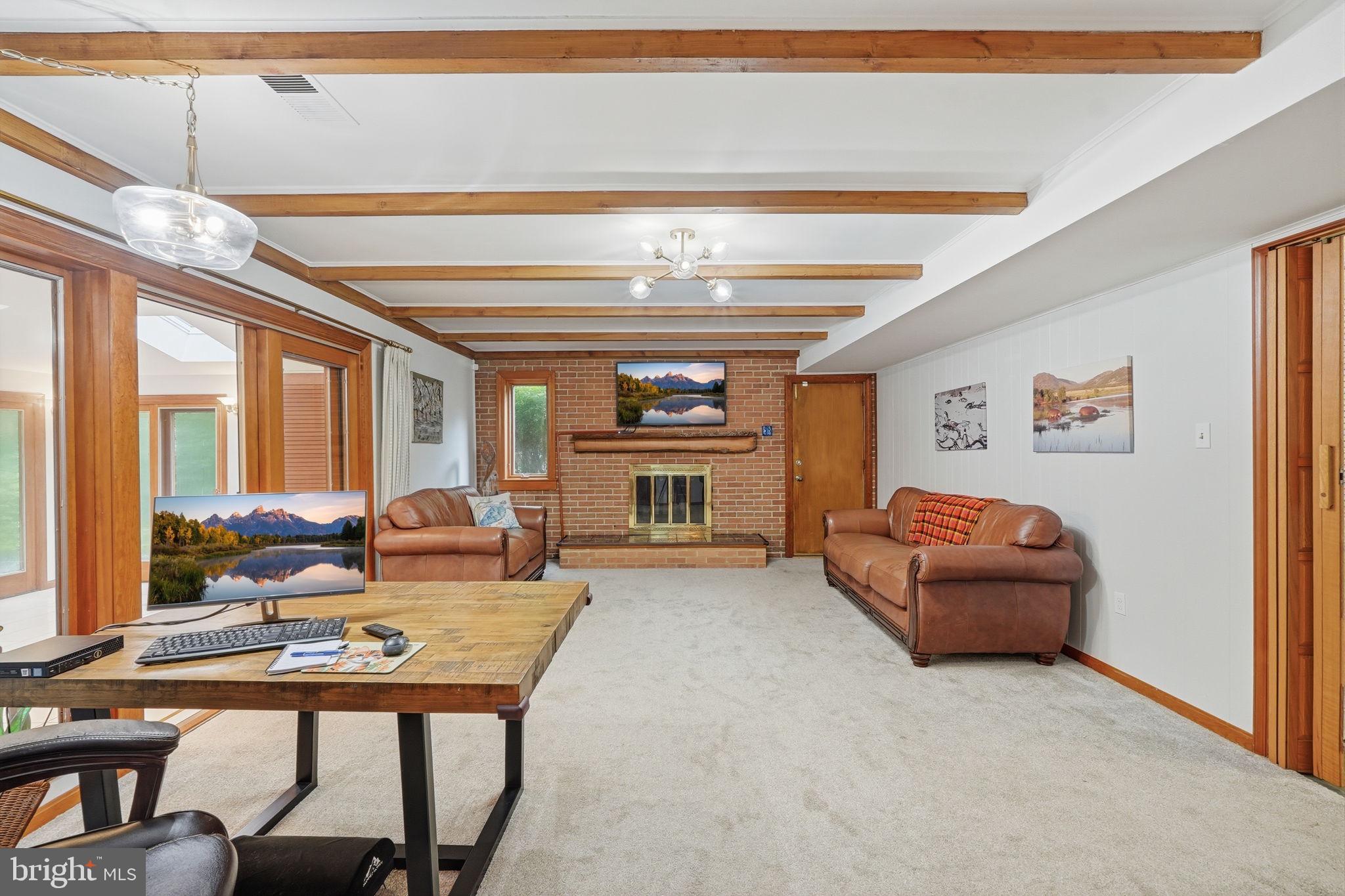 NORTH SPRINGBROOK - Residential