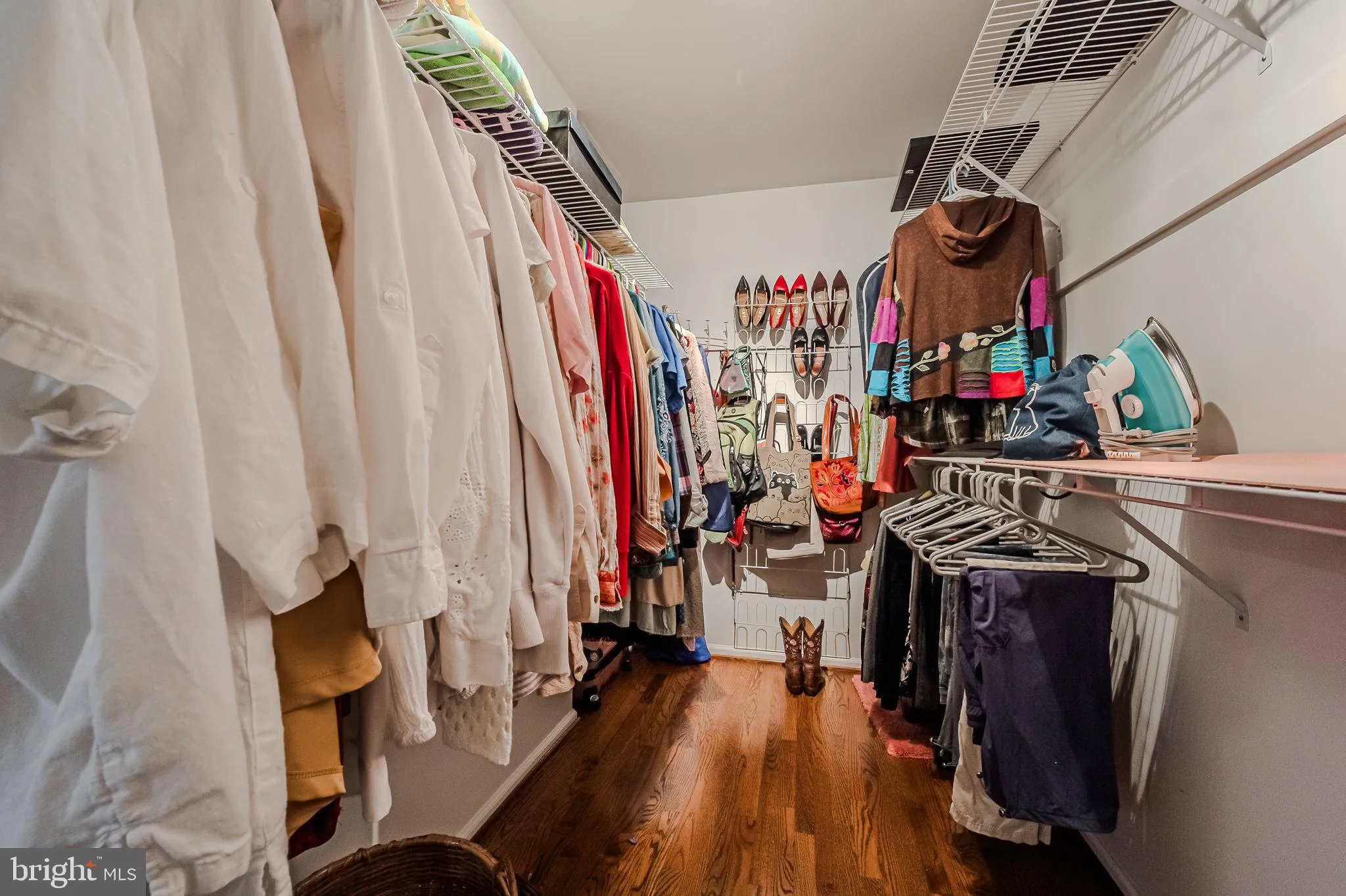 Newark, Delaware 19711, United States, 4 Bedrooms Bedrooms, ,3 BathroomsBathrooms,Residential,Active,186043