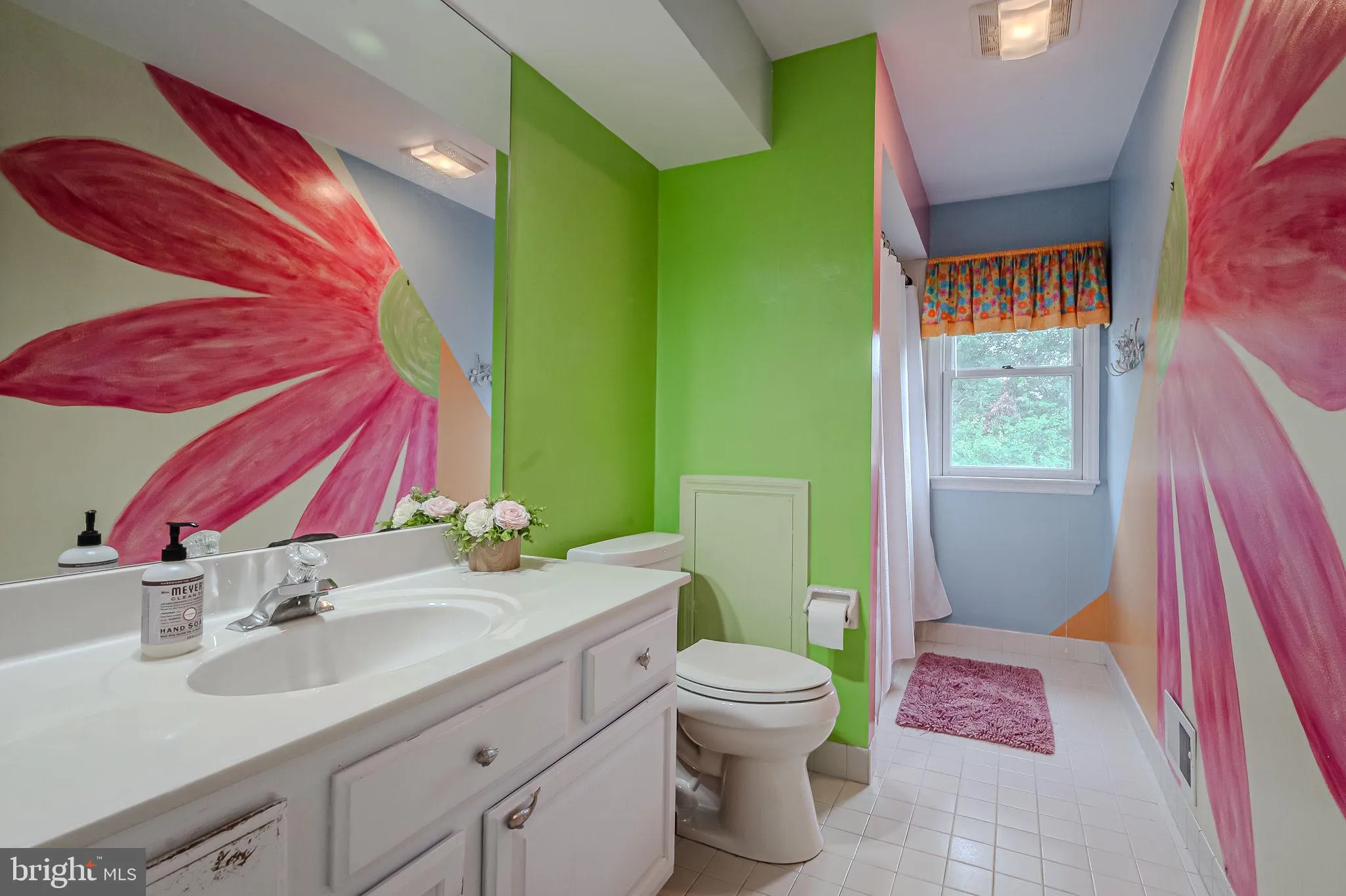 Newark, Delaware 19711, United States, 4 Bedrooms Bedrooms, ,3 BathroomsBathrooms,Residential,Active,186043