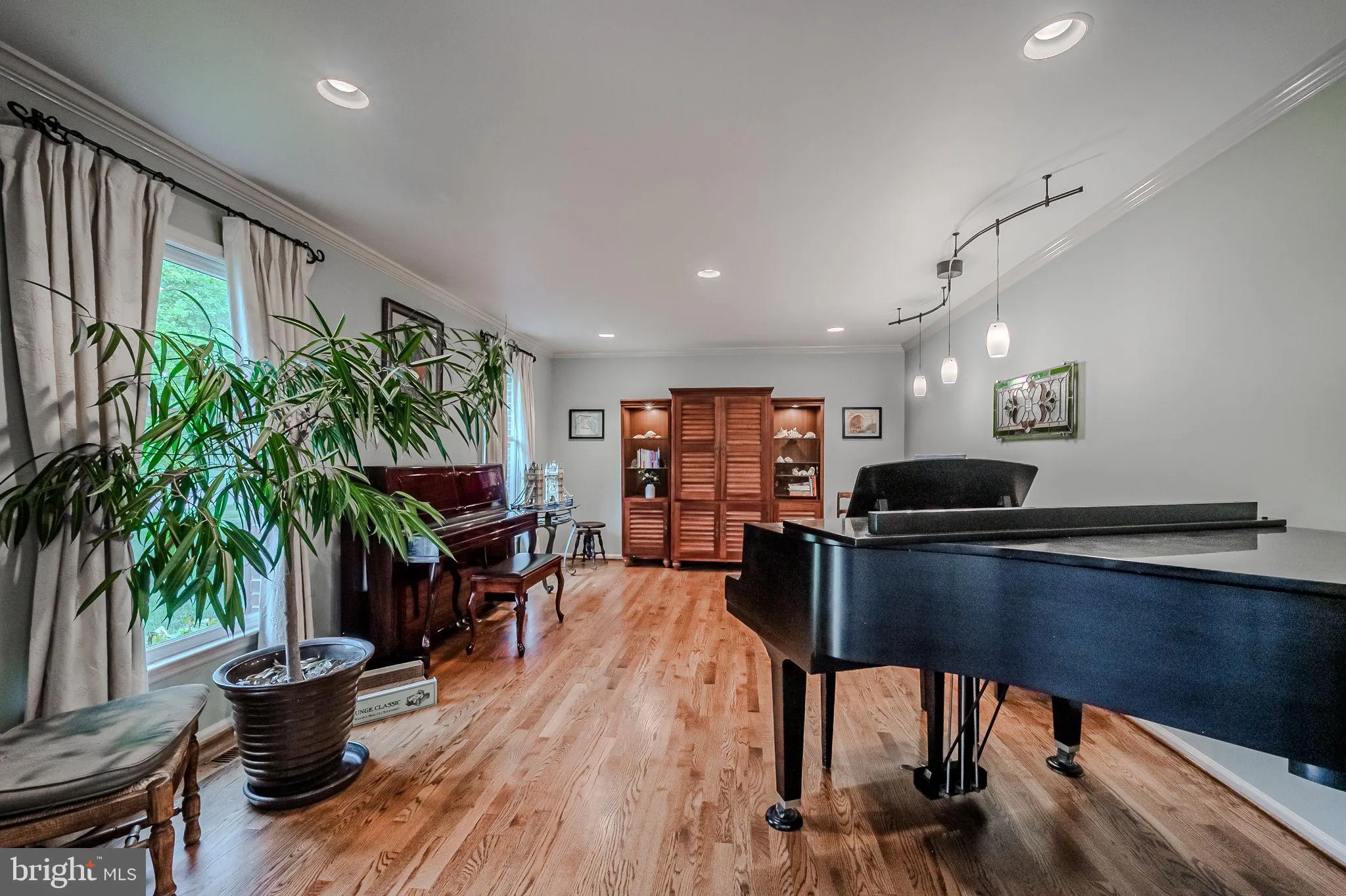 Newark, Delaware 19711, United States, 4 Bedrooms Bedrooms, ,3 BathroomsBathrooms,Residential,Active,186043