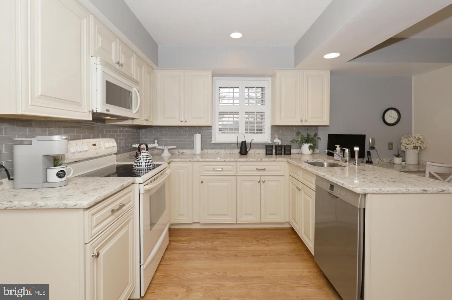 RIDGELEA HILLS - Residential