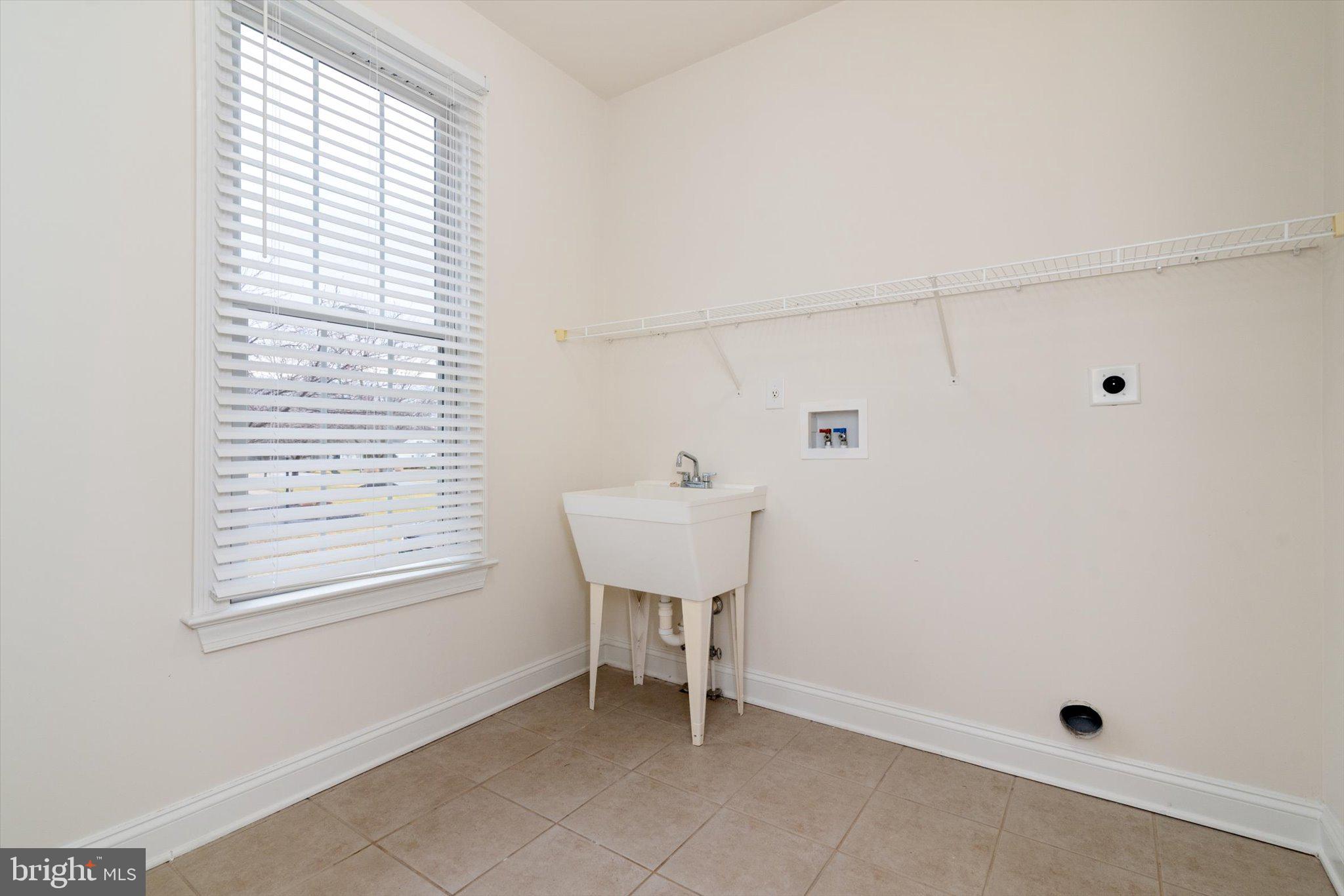 FERNBANK - Residential