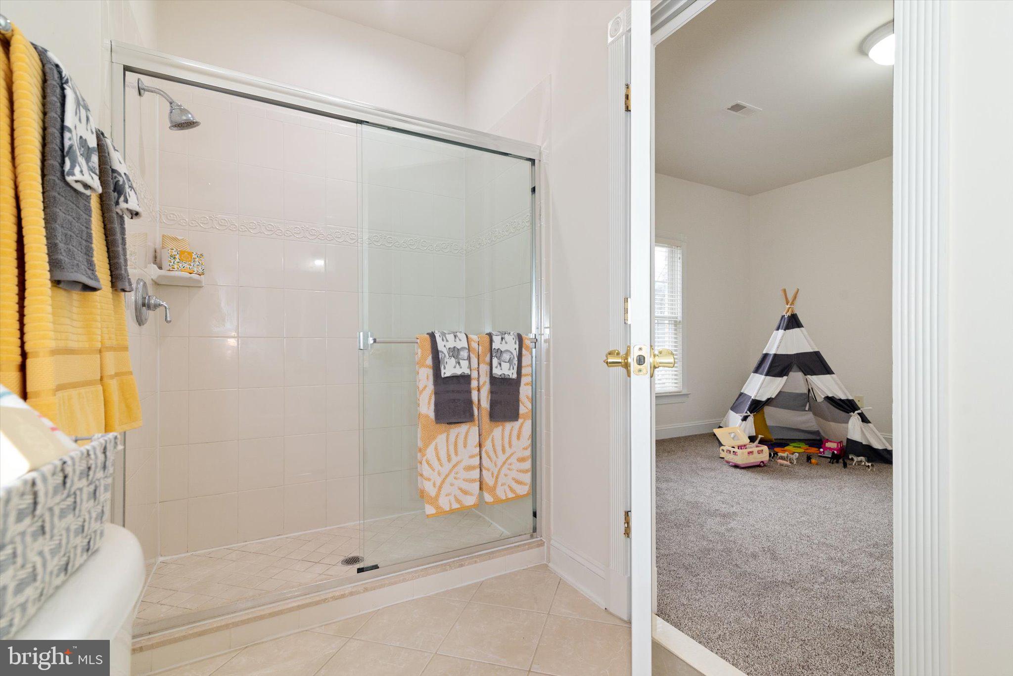 FERNBANK - Residential