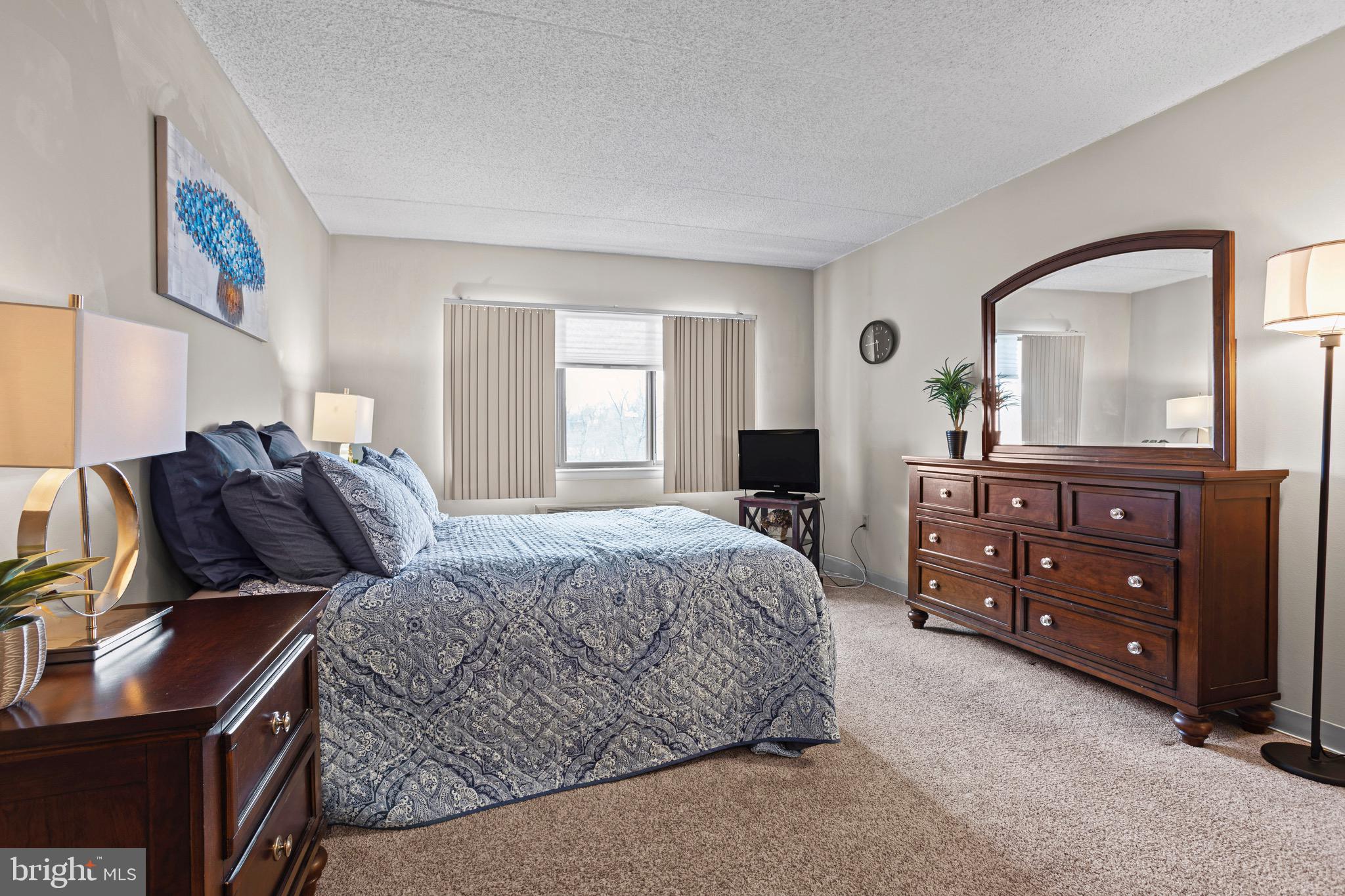 CRUM CREEK VALLEY - Residential