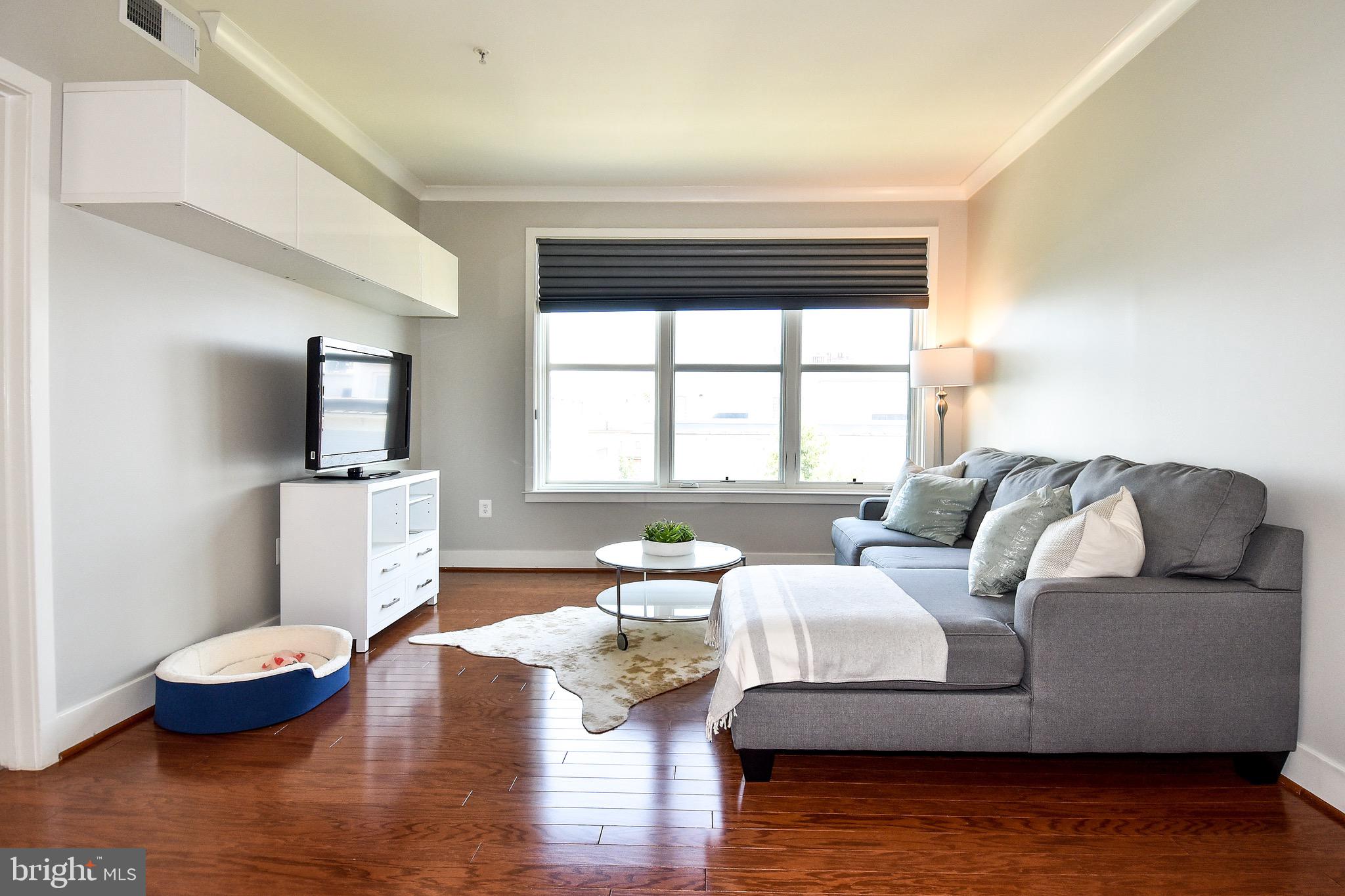 OLD TOWN COMMONS - Residential