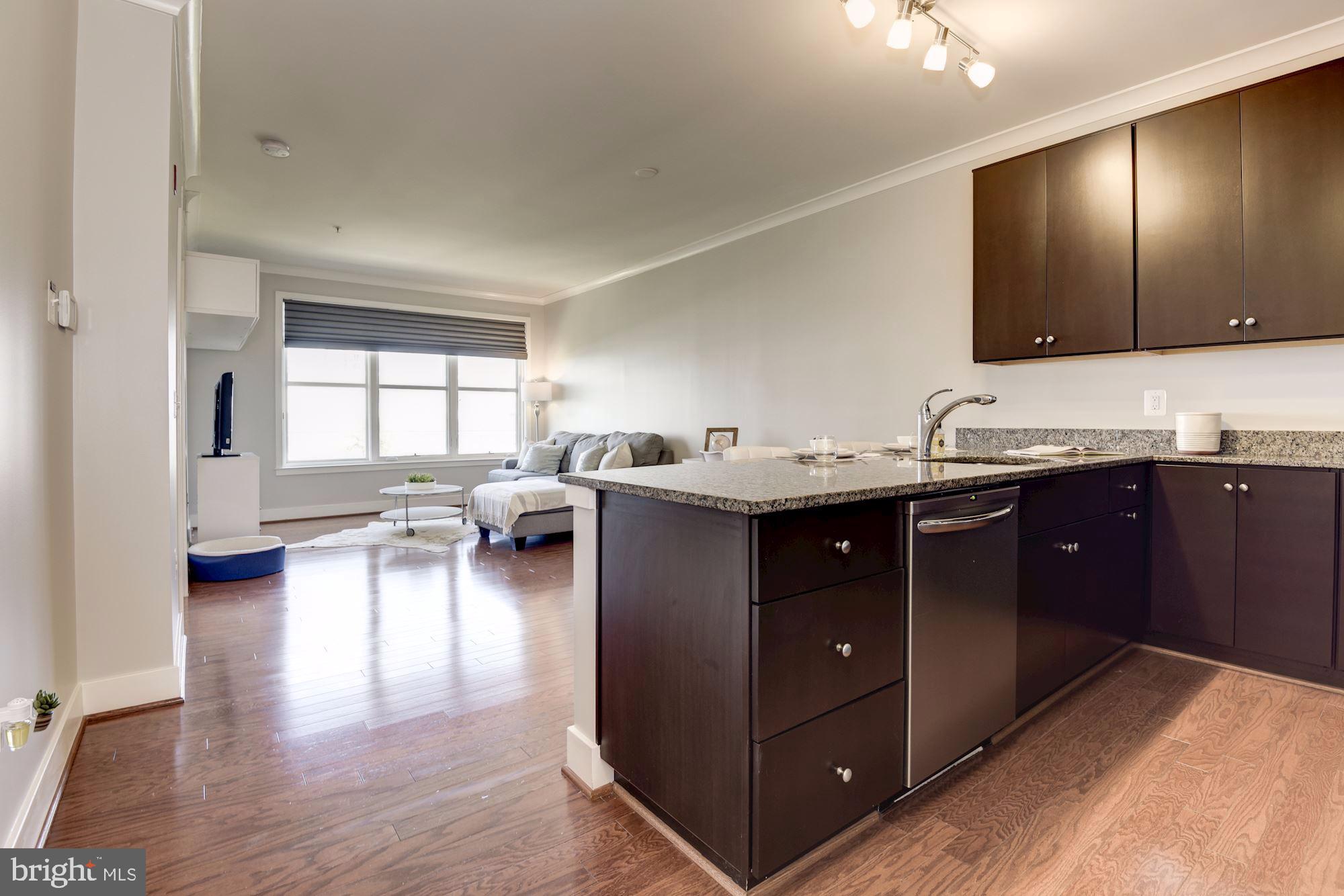 OLD TOWN COMMONS - Residential